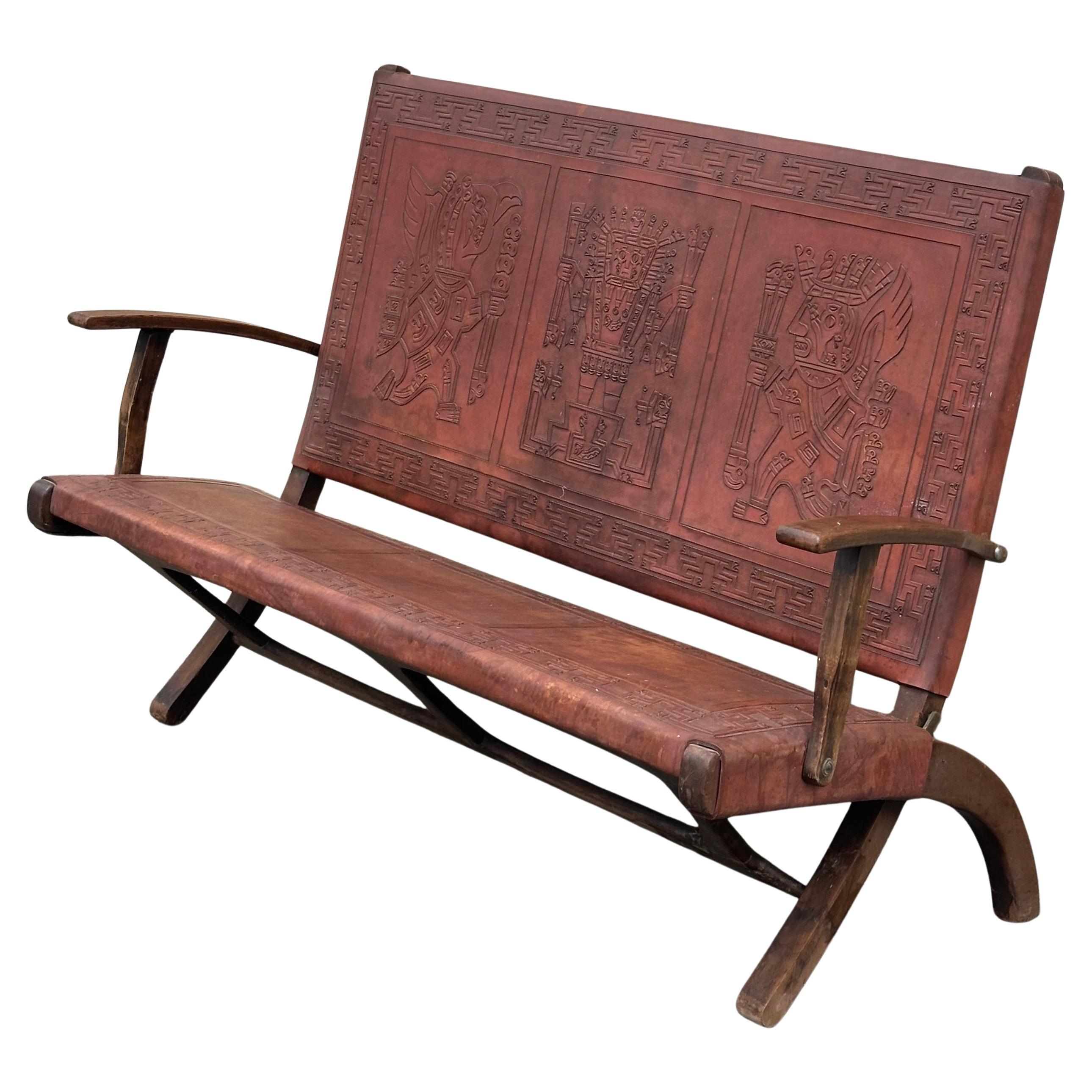 Équatorien Vintage Hand Tooled Leather Folding Bency by Angel Pazmino for Muebles De Estilo en vente