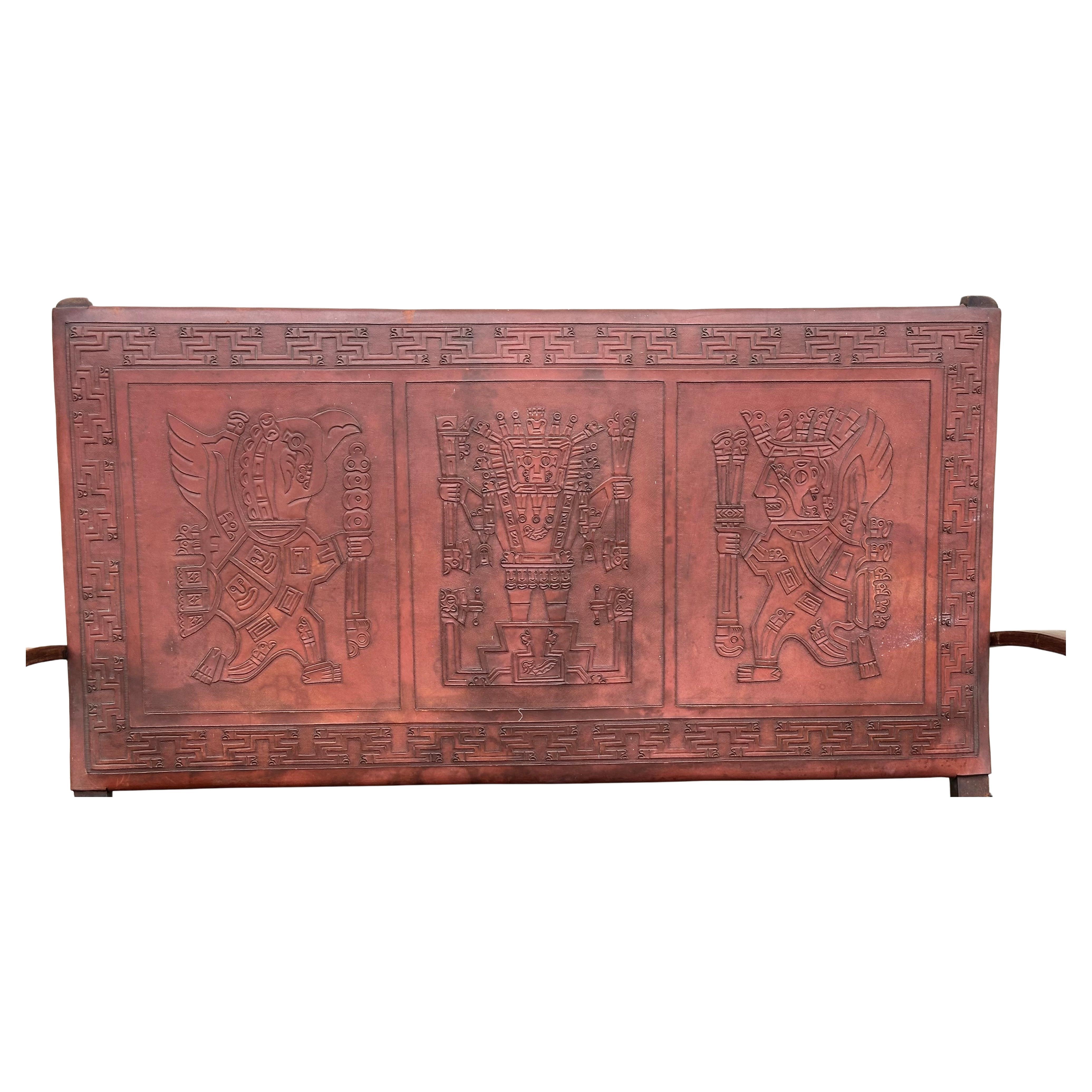 20ième siècle Vintage Hand Tooled Leather Folding Bency by Angel Pazmino for Muebles De Estilo en vente