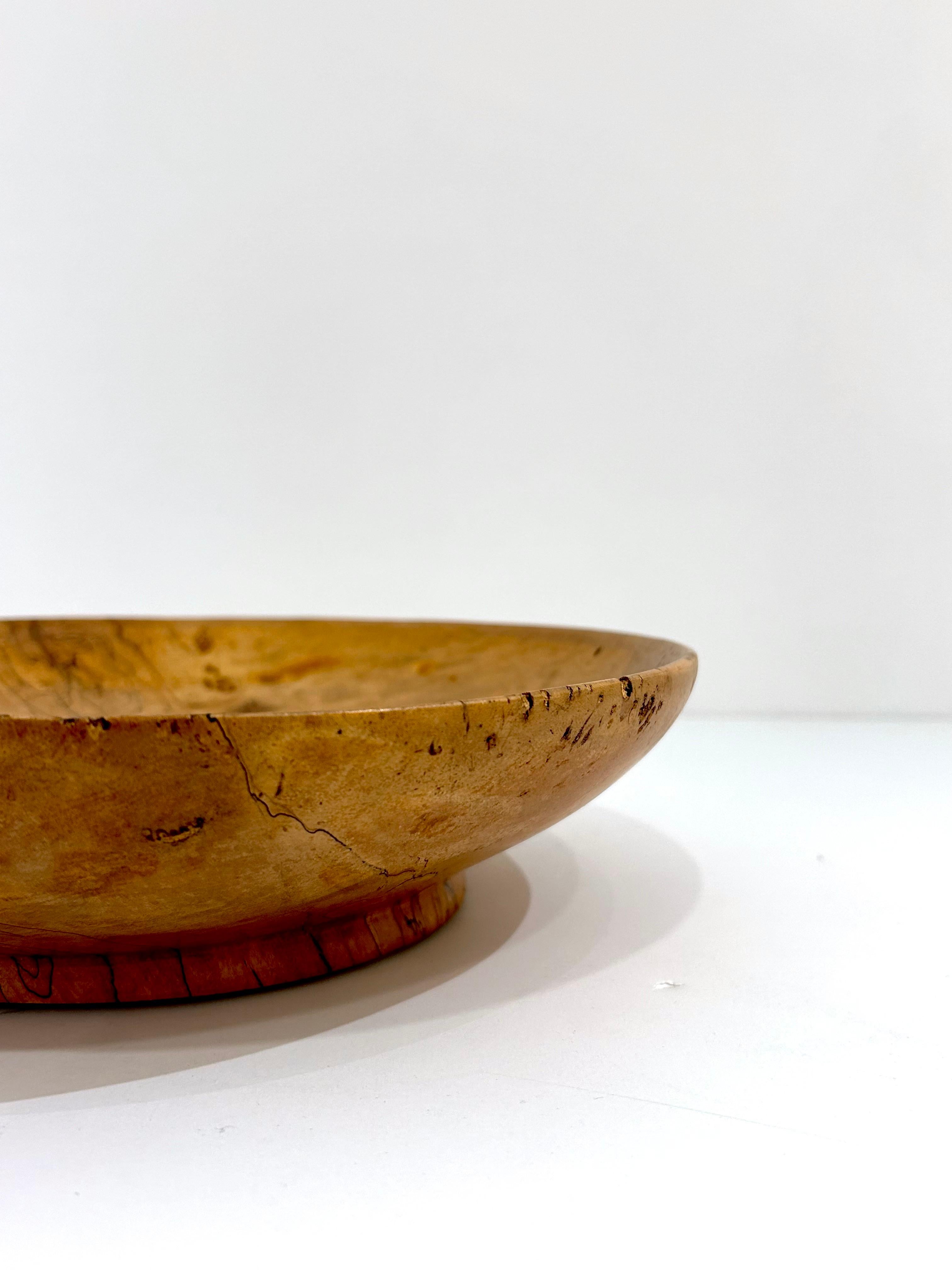 Vintage Hand-Turned Maple Centerpiece In Good Condition For Sale In New York, NY