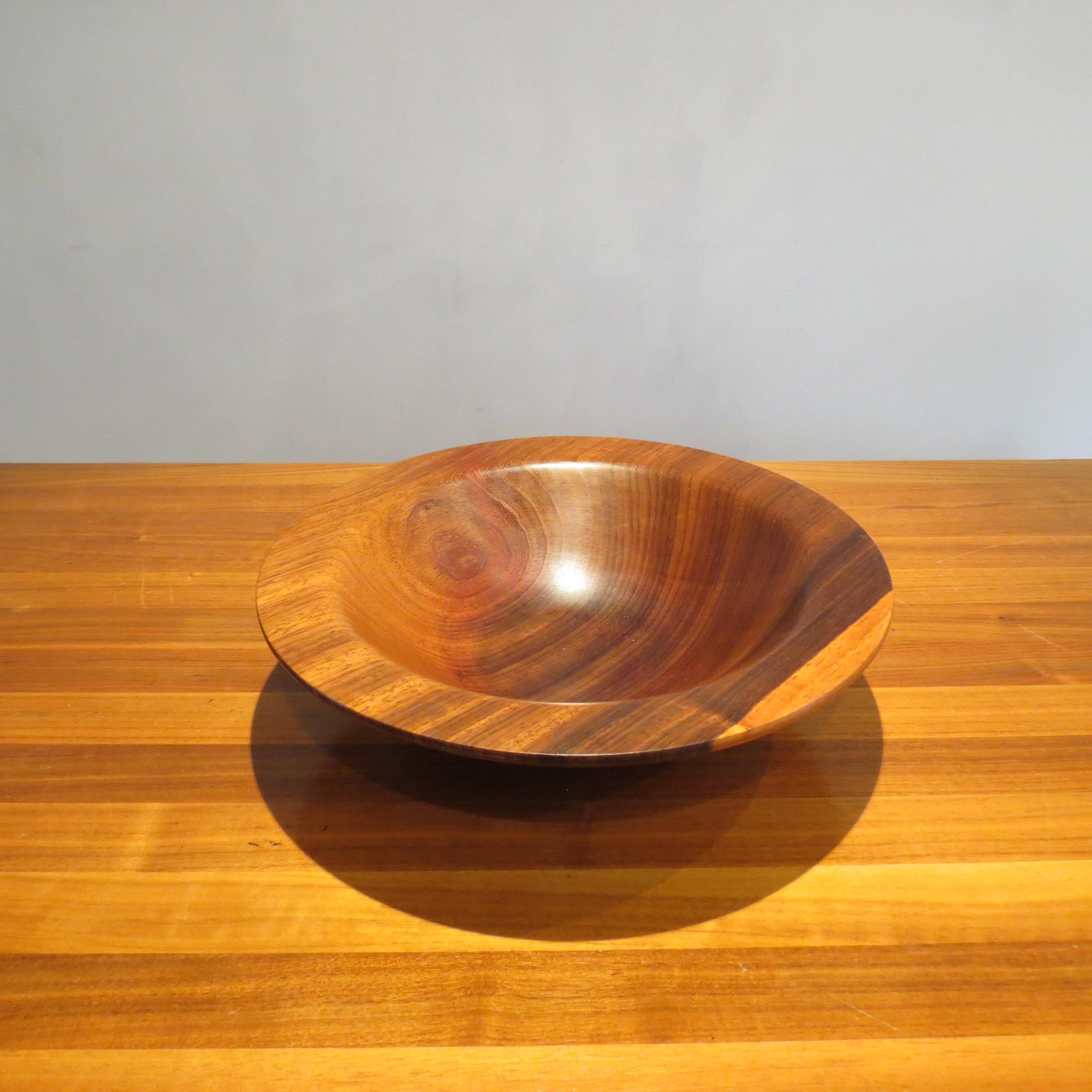 North American Vintage Hand Turned Padauk Wooden Bowl For Sale