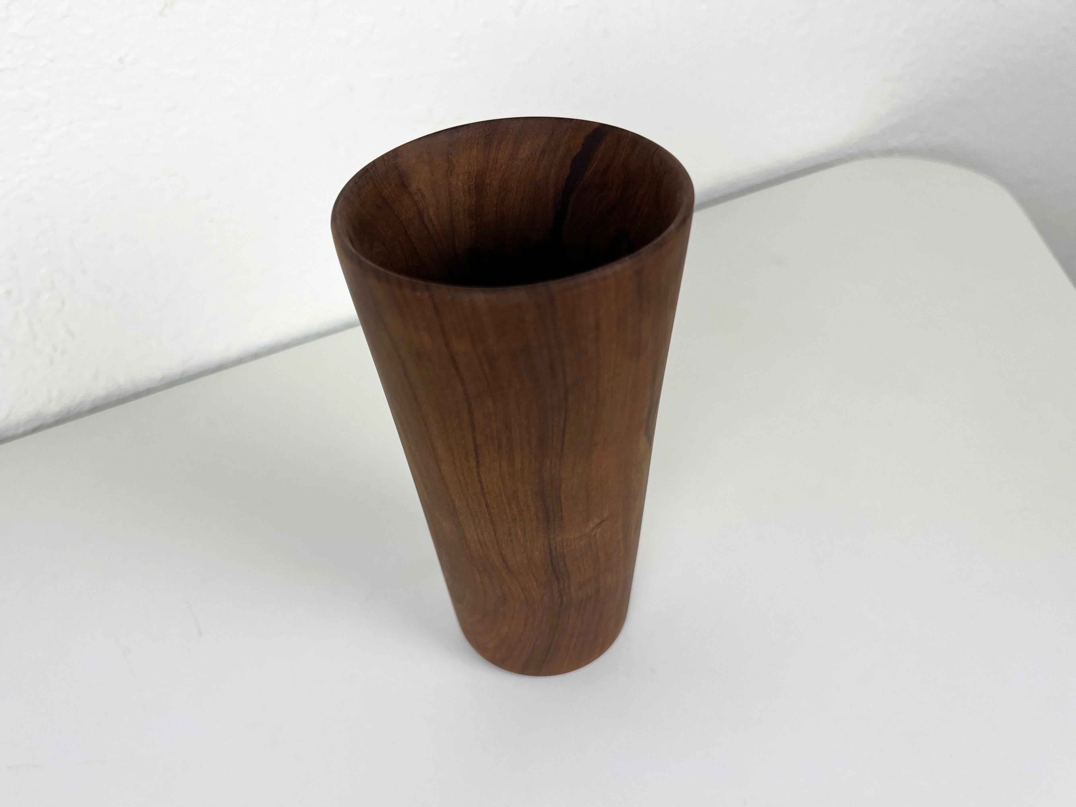 teak wood vase