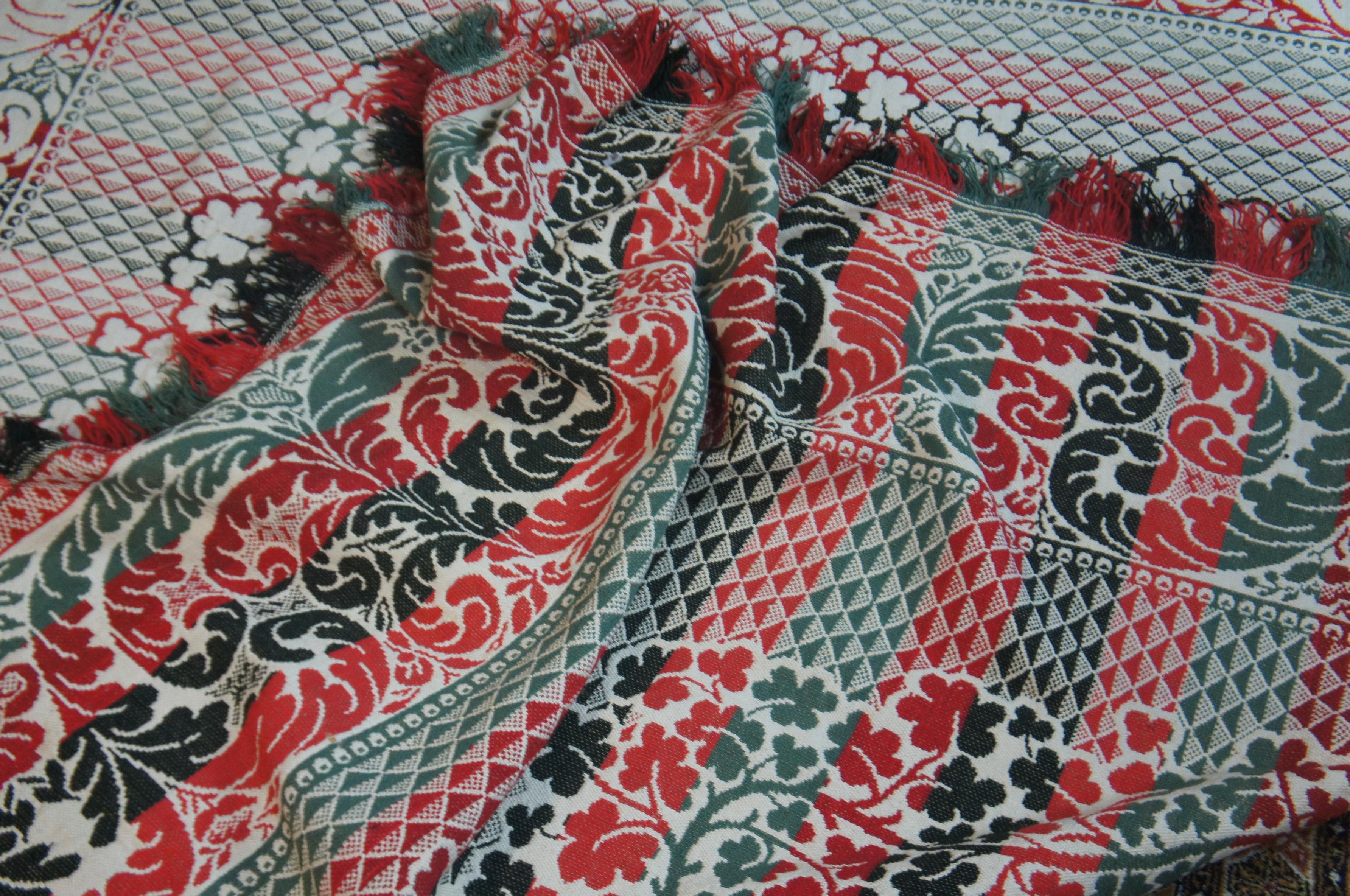 Vintage Hand Woven Full Queen Green & Red Geometric Blanket Bedspread Throw 87 For Sale 4