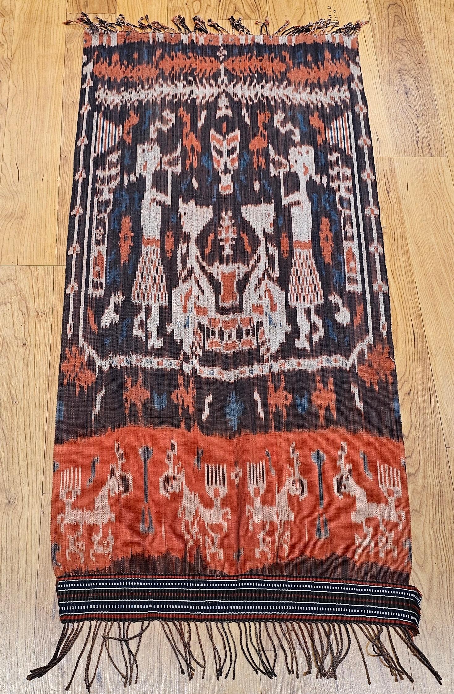 Panel Textil Ikat Vintage Tejido a Mano en Indonesia en venta 2