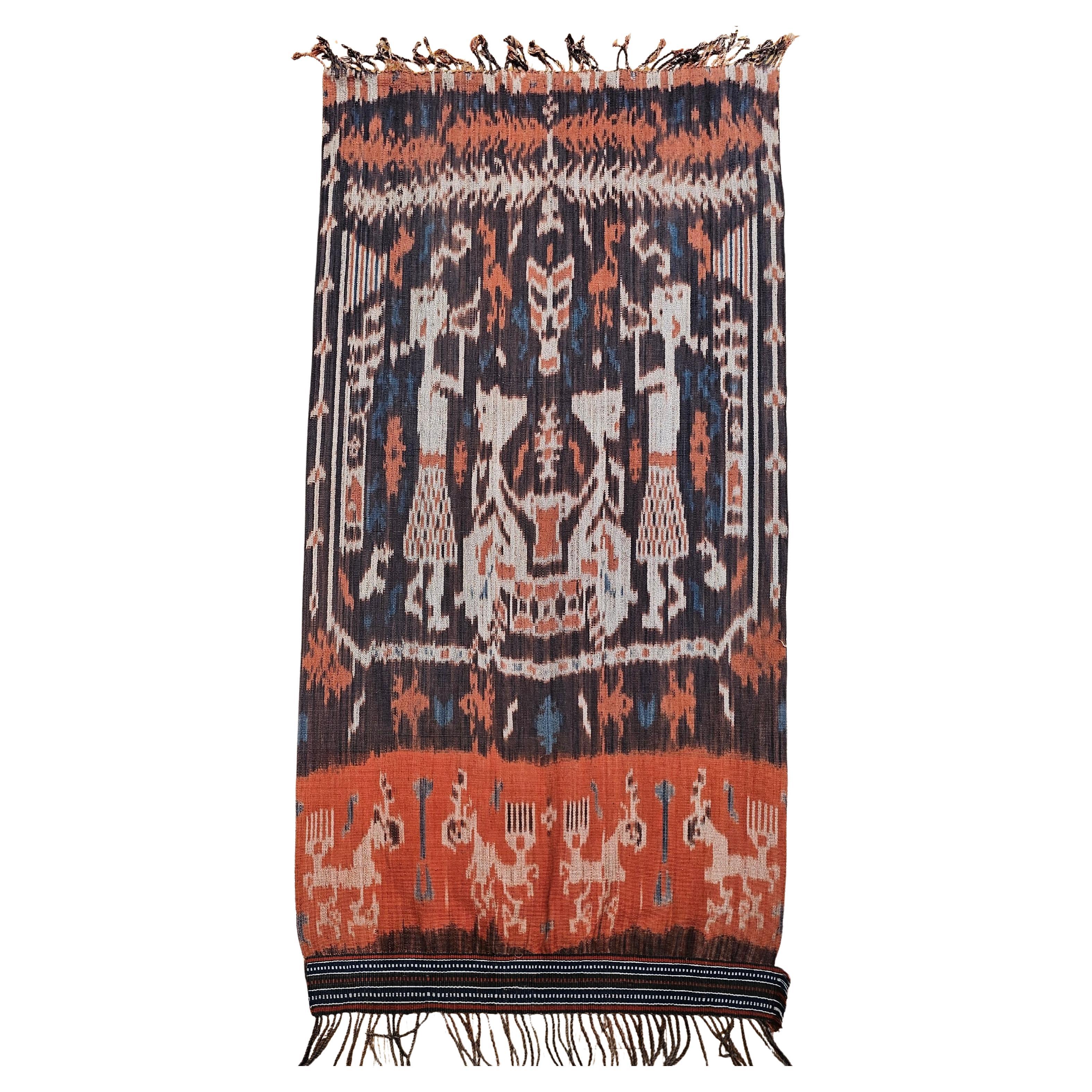 Pannello tessile indonesiano Ikat vintage tessuto a mano