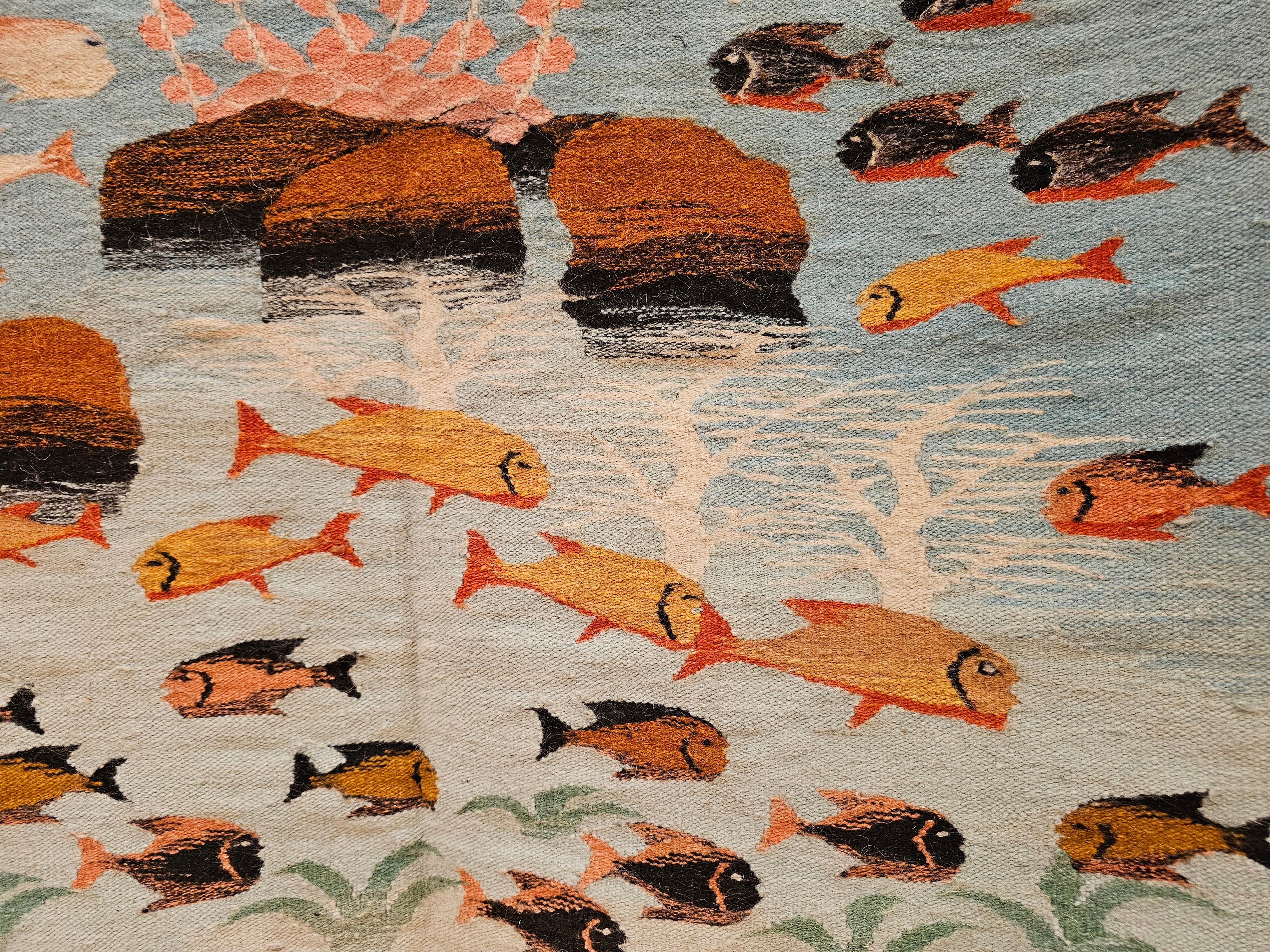 Vintage Hand-Woven Mid-Century Modern Kilim Rug – Ocean Scene Motif For Sale 6
