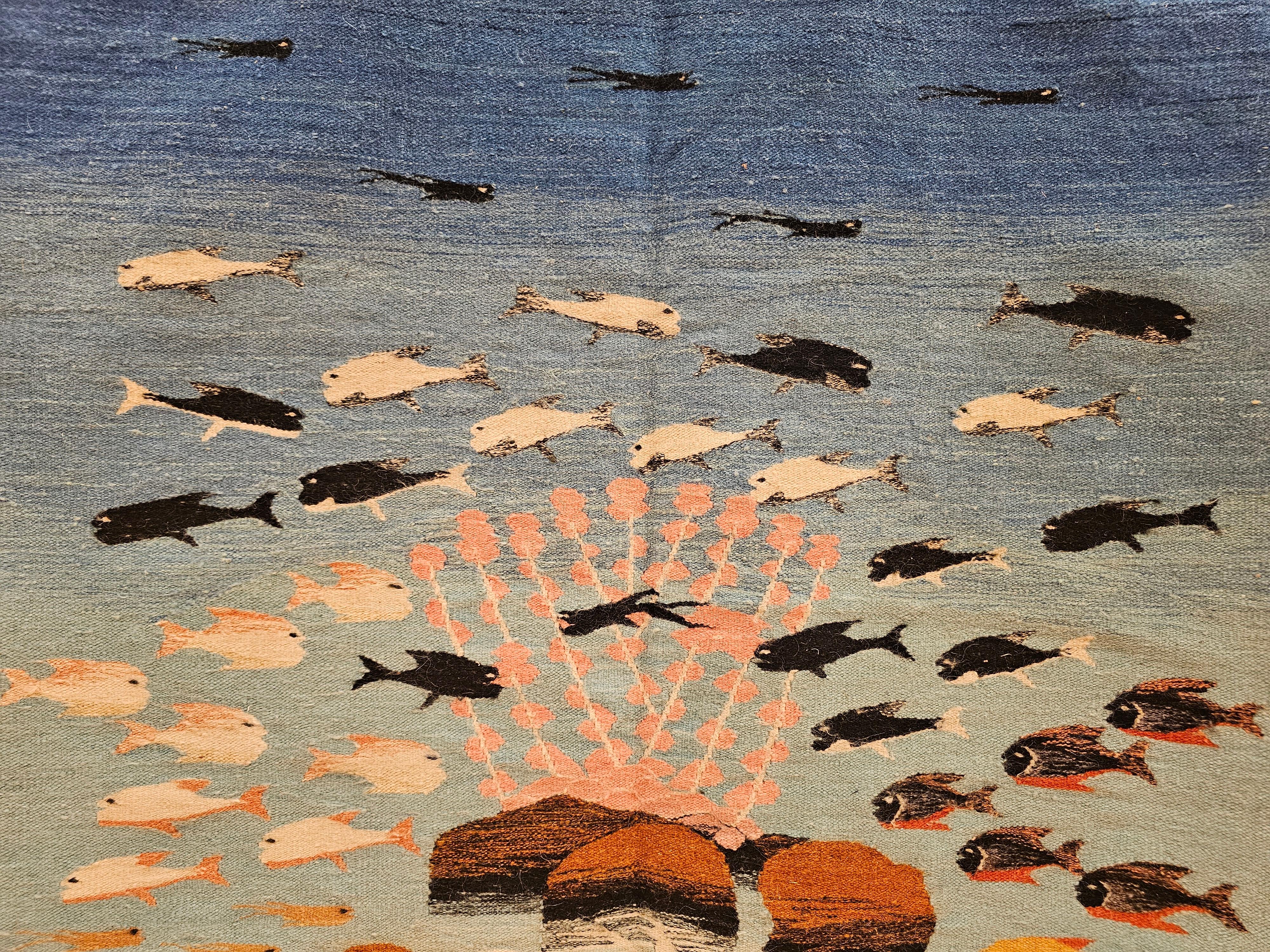 Vintage Hand-Woven Mid-Century Modern Kilim Rug – Ocean Scene Motif For Sale 3
