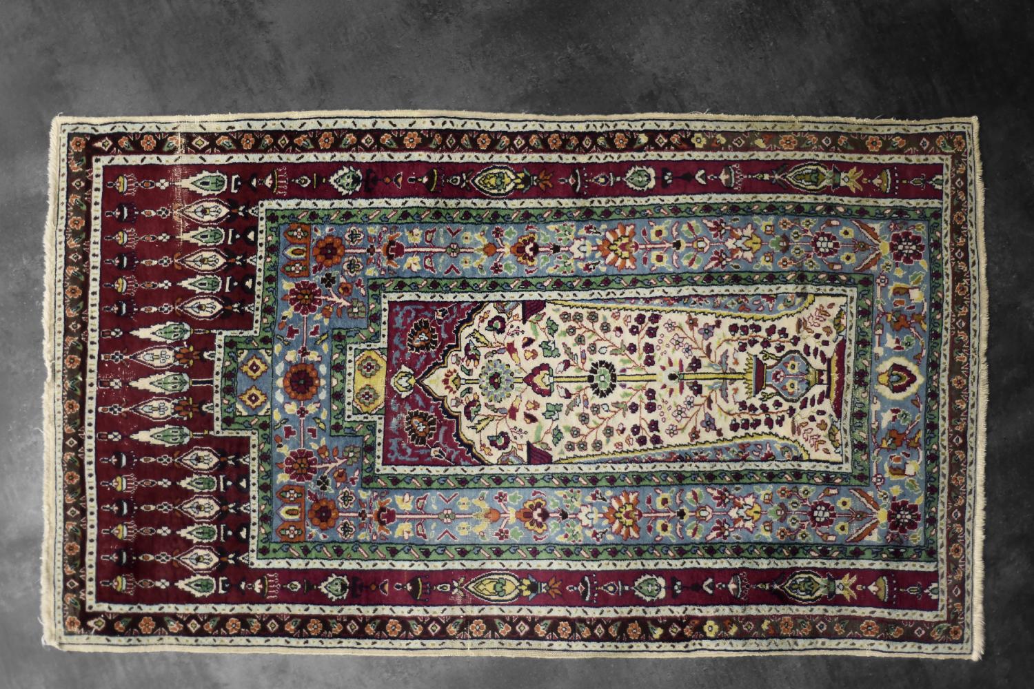 Vintage Hand-Woven Middle Eastern Oriental Baluch Prayer Rug, 1960s For Sale 6