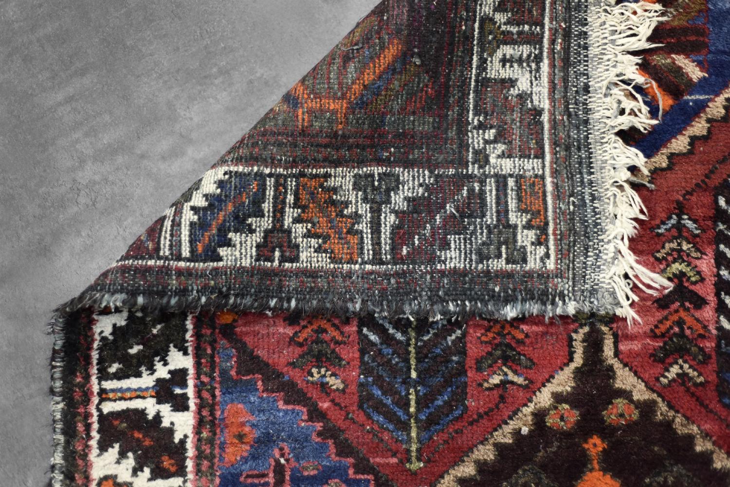 Handgewebter orientalischer Hamadan-Teppich aus dem Nahen Osten, 1960er Jahre, Vintage (Mitte des 20. Jahrhunderts) im Angebot