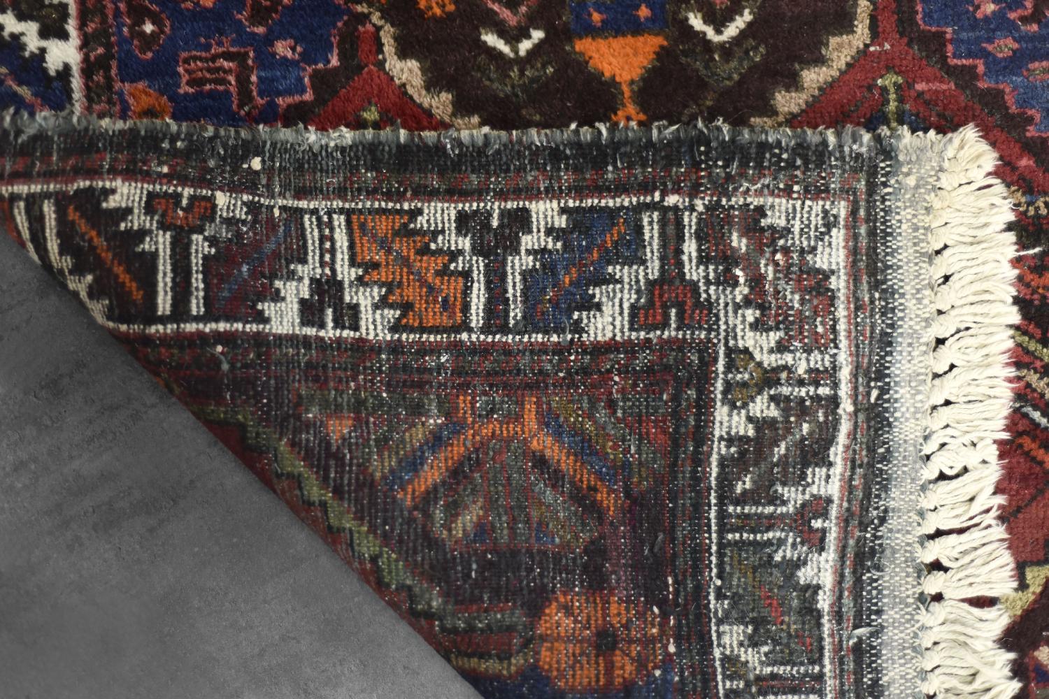 Handgewebter orientalischer Hamadan-Teppich aus dem Nahen Osten, 1960er Jahre, Vintage (Wolle) im Angebot