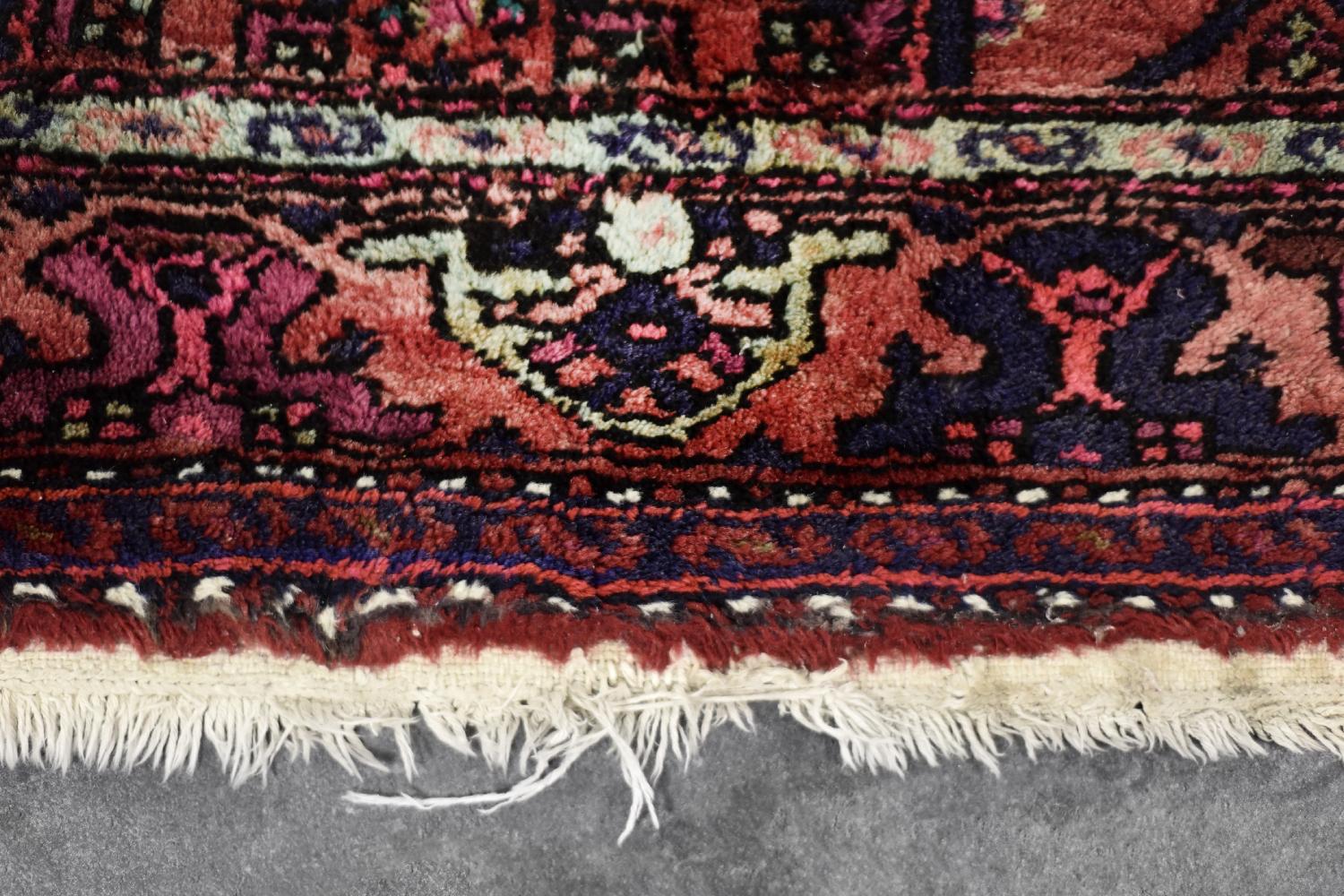 Vintage Hand-Woven Middle Eastern Oriental Hamadan Rug, 1960s For Sale 2