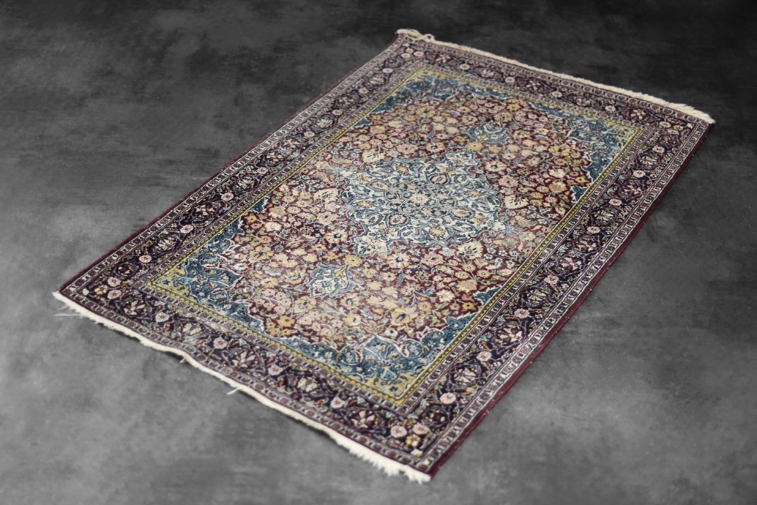 Wool Vintage Hand-Woven Middle Eastern Oriental Isfahan Rug, 1940s For Sale