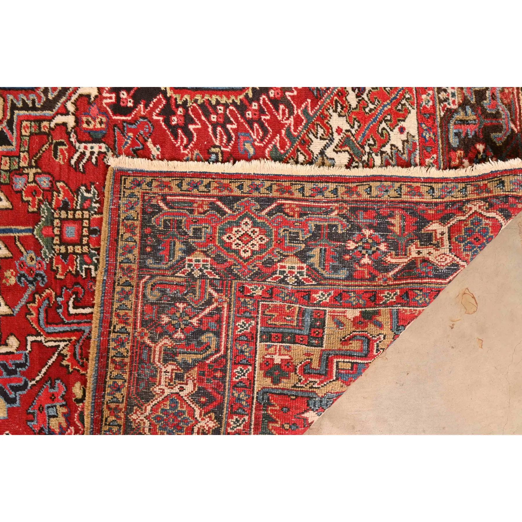 Handgewebter persischer Heriz-Teppich aus Wolle in Zimmergröße, Vintage im Angebot 6