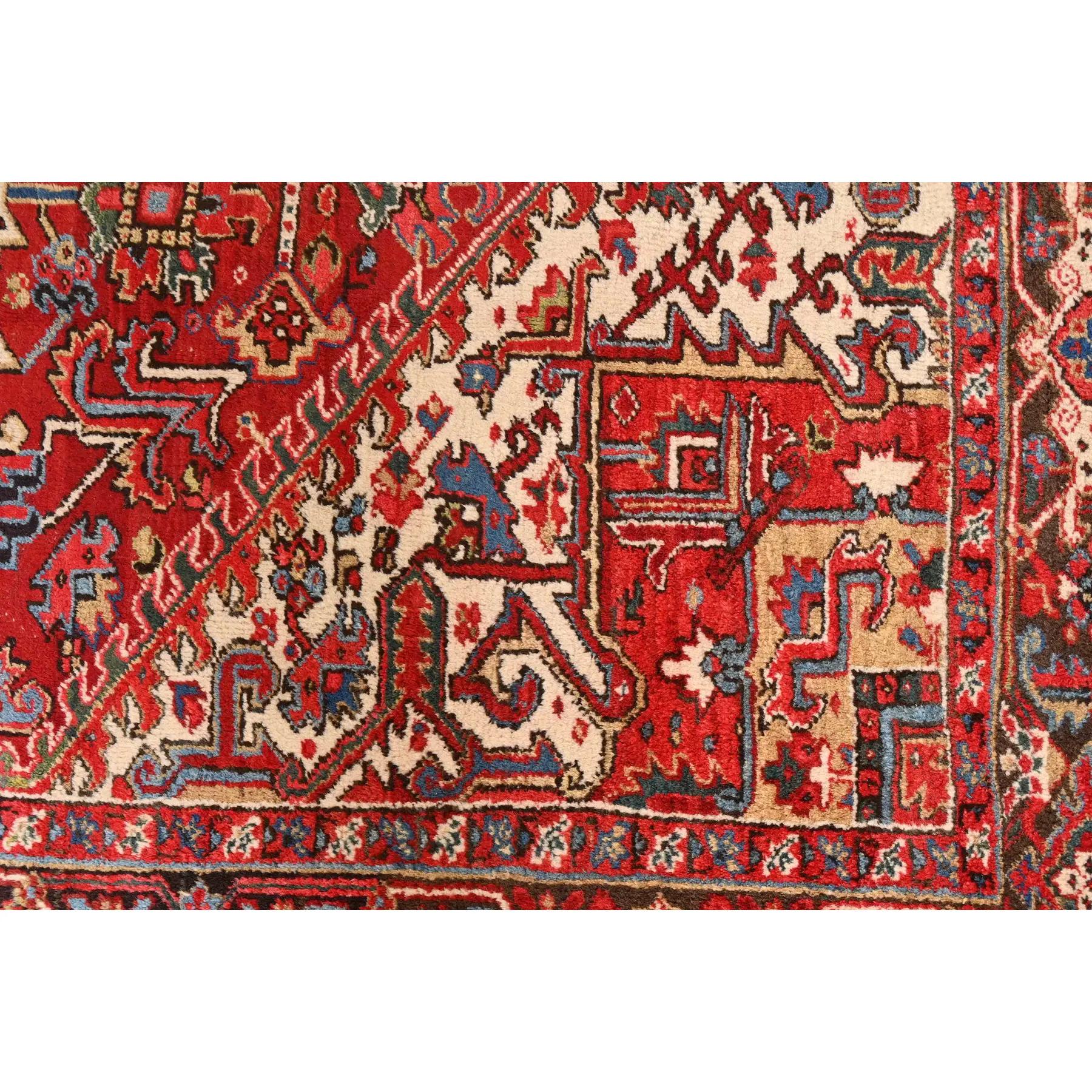 Handgewebter persischer Heriz-Teppich aus Wolle in Zimmergröße, Vintage im Angebot 2