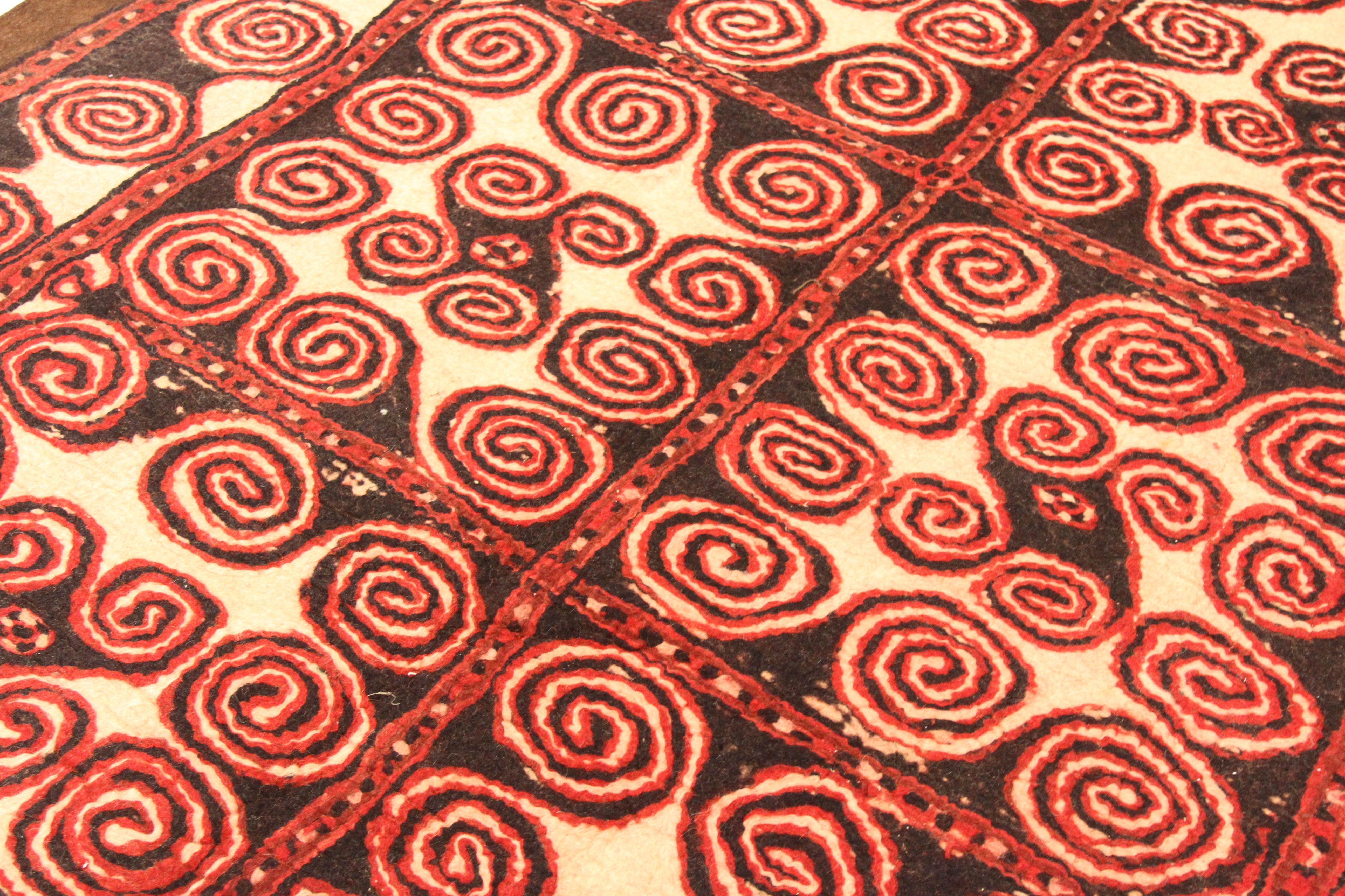 Persiano Tappeto nomade persiano vintage tessuto a mano in vendita