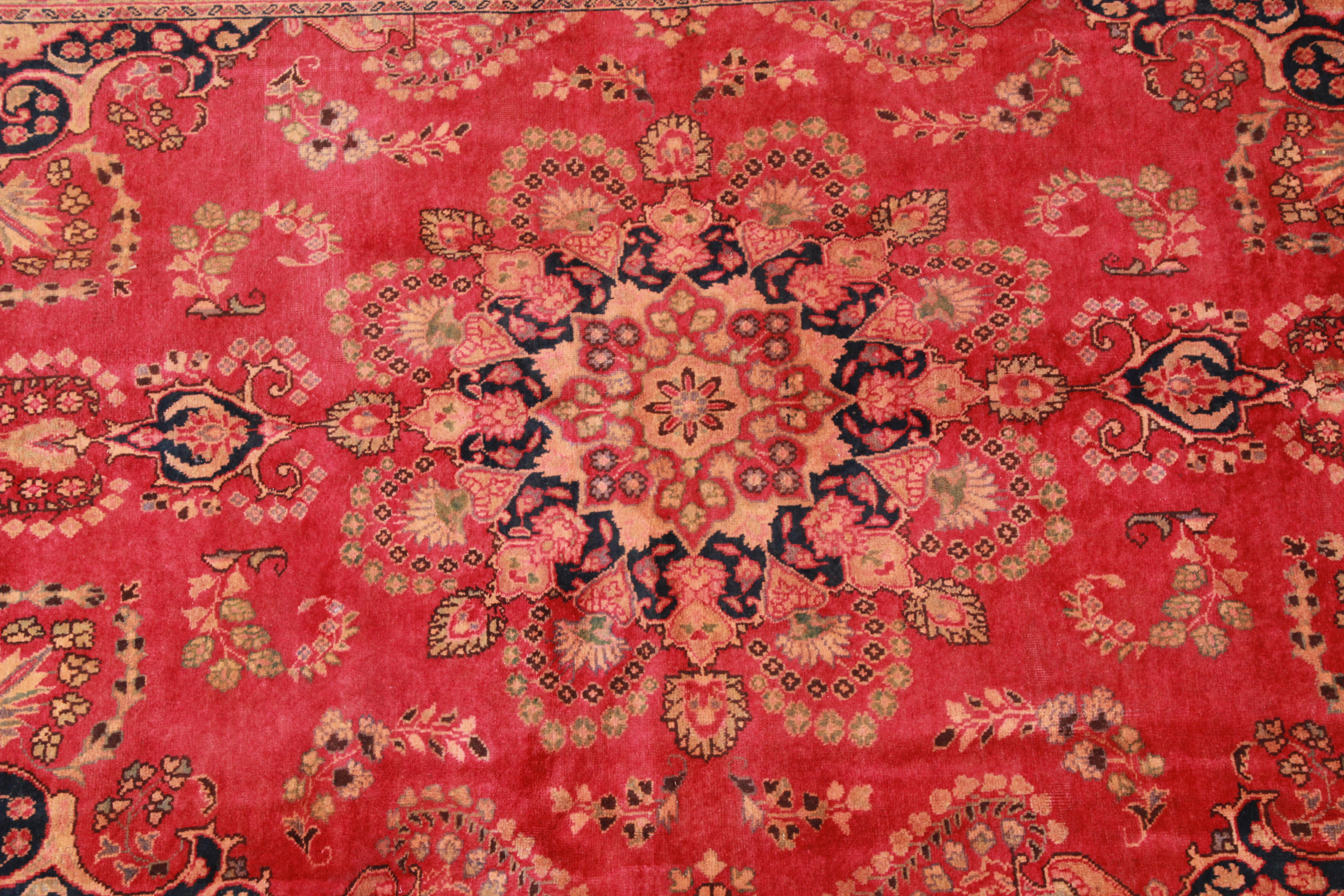 Vintage Handwoven Persian Rug In Good Condition In South Bend, IN