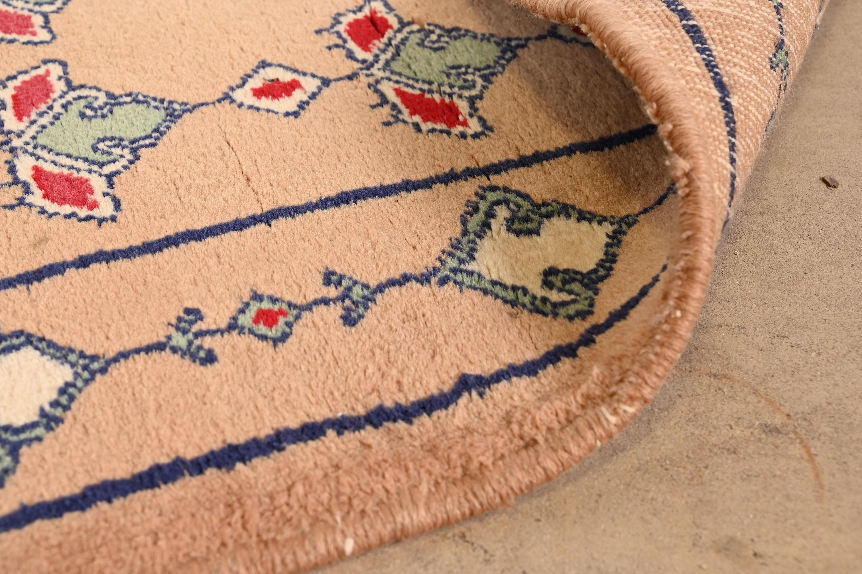 Vintage Hand-Woven Persian Wool Area Rug 3