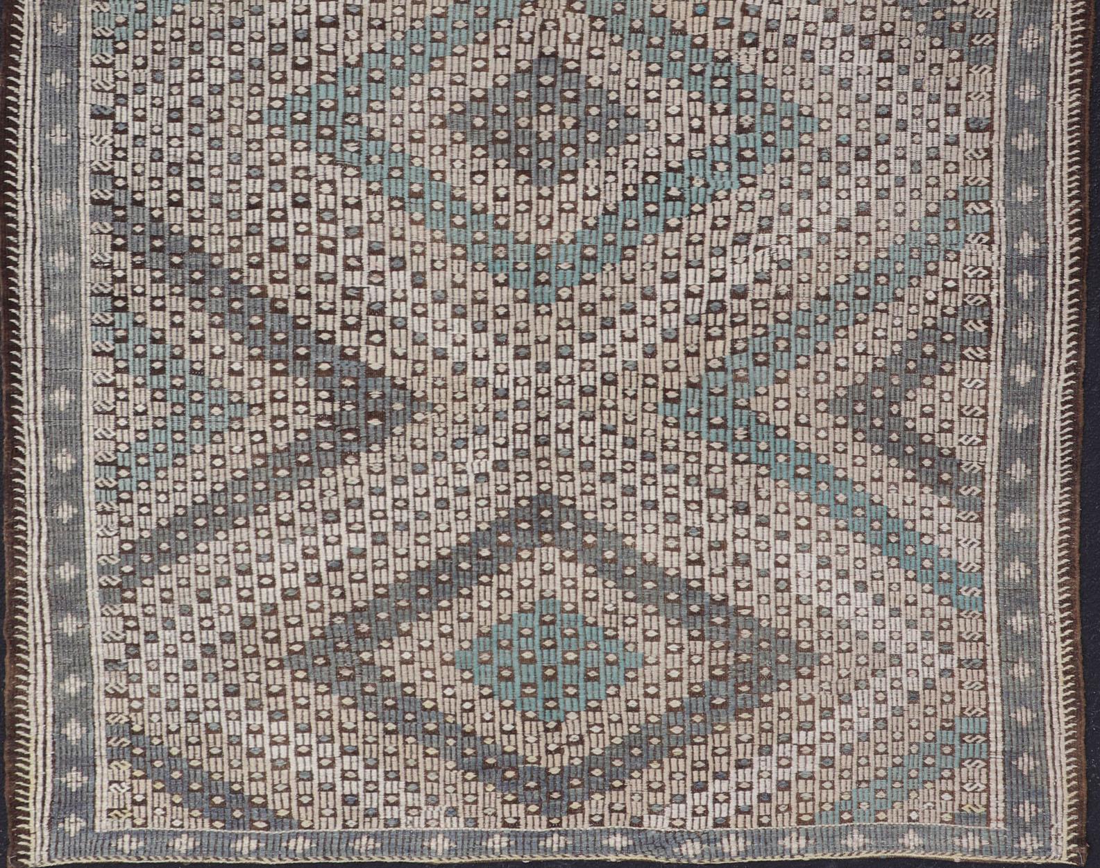 Vintage Hand Woven Turkish Kilim Rug in Wool with Sub-Geometric Diamond Design  For Sale 6