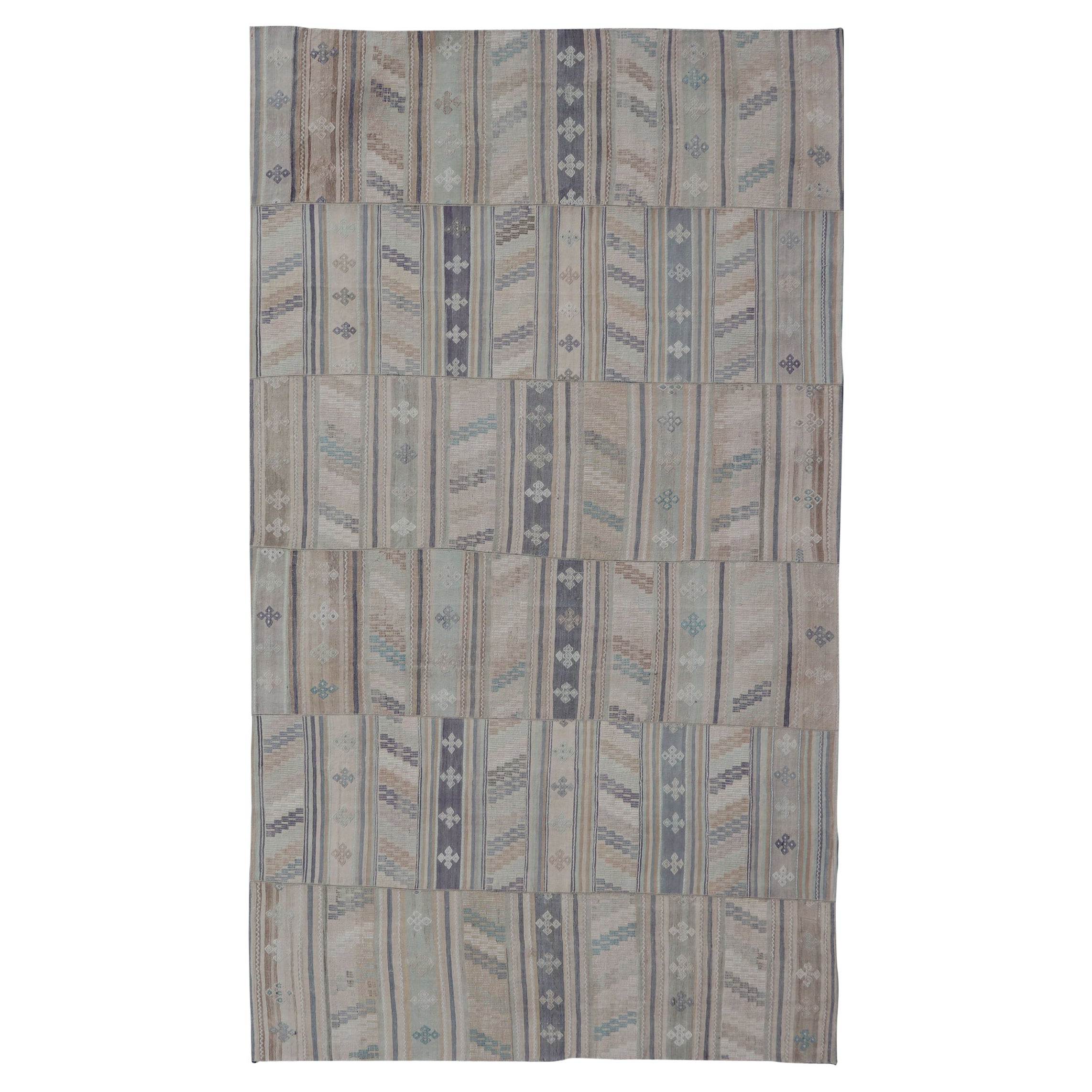 Rug & Kilim vintage a pannelli turchi tessuti a mano con colori tenui