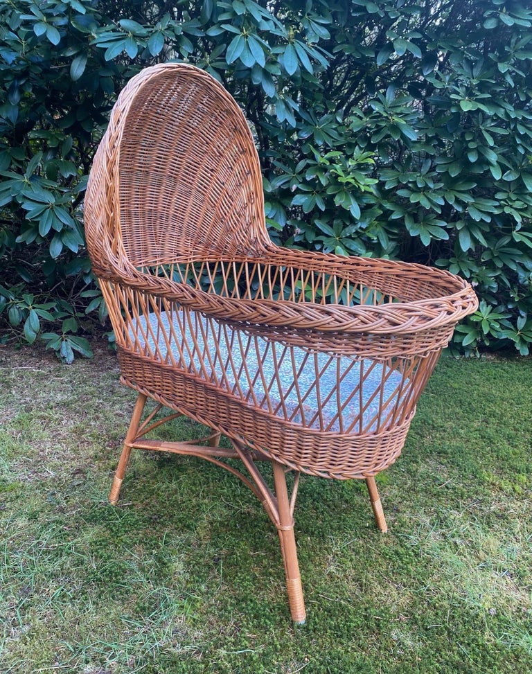 Vintage HandWoven Wicker Baby Crib, Cradle, ca. 1960s For Sale at 1stDibs