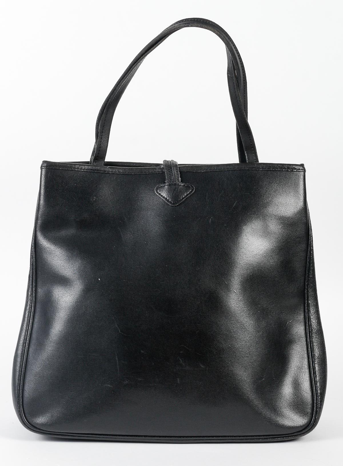 French Vintage Handbag, Longchamp, Black Leather, XXth Century. For Sale