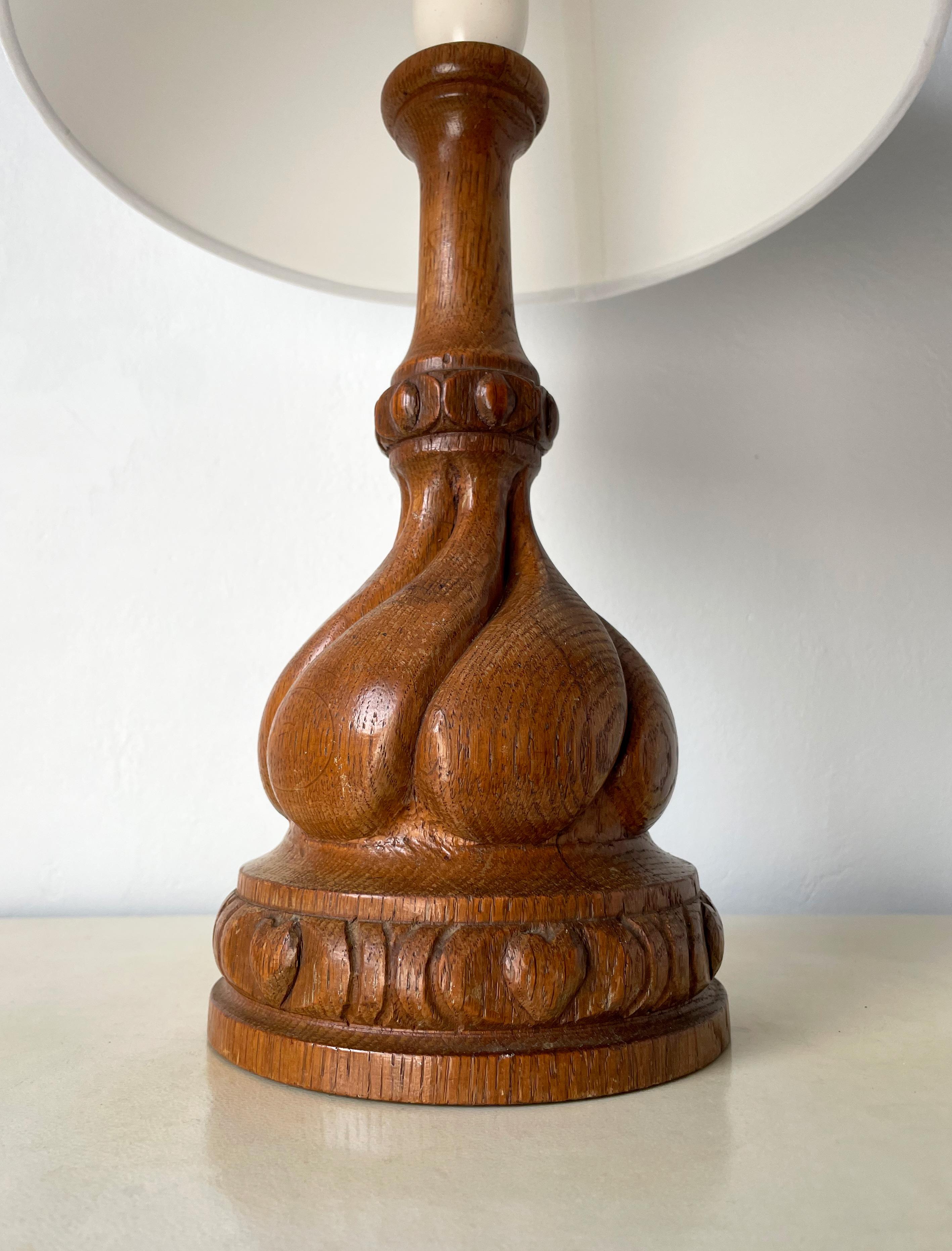 Vintage Sculptural Handcarved Wooden Table Lamp, 1960s For Sale 1