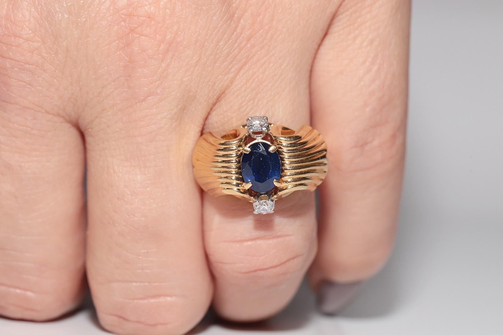 Vintage By  Handgefertigter Ring aus 18 Karat Gold mit natürlichem Diamanten und Saphir im Ovalschliff im Angebot 9