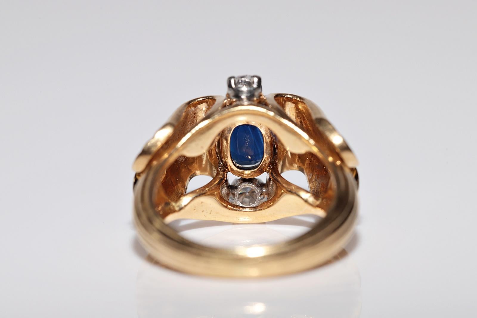 Vintage By  Handgefertigter Ring aus 18 Karat Gold mit natürlichem Diamanten und Saphir im Ovalschliff im Angebot 2