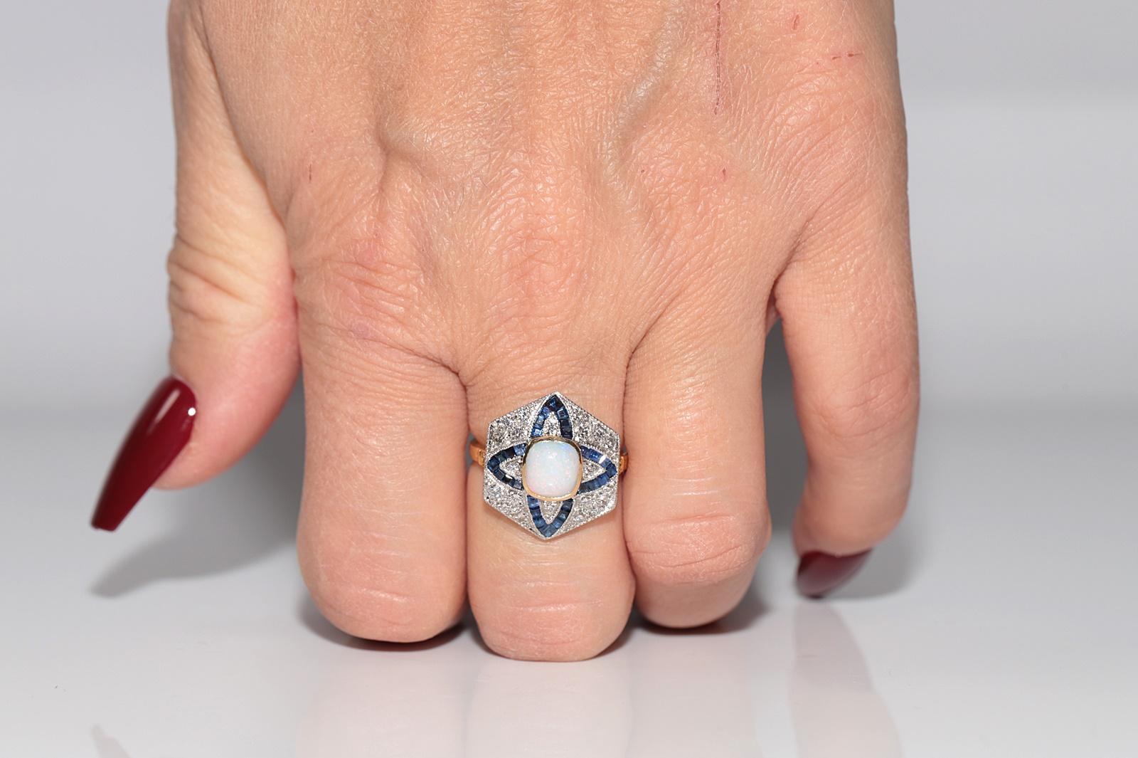 Anillo Vintage Artesanal de Oro de 18k Decorado con Diamantes Naturales y Zafiro Ópalo en venta 11