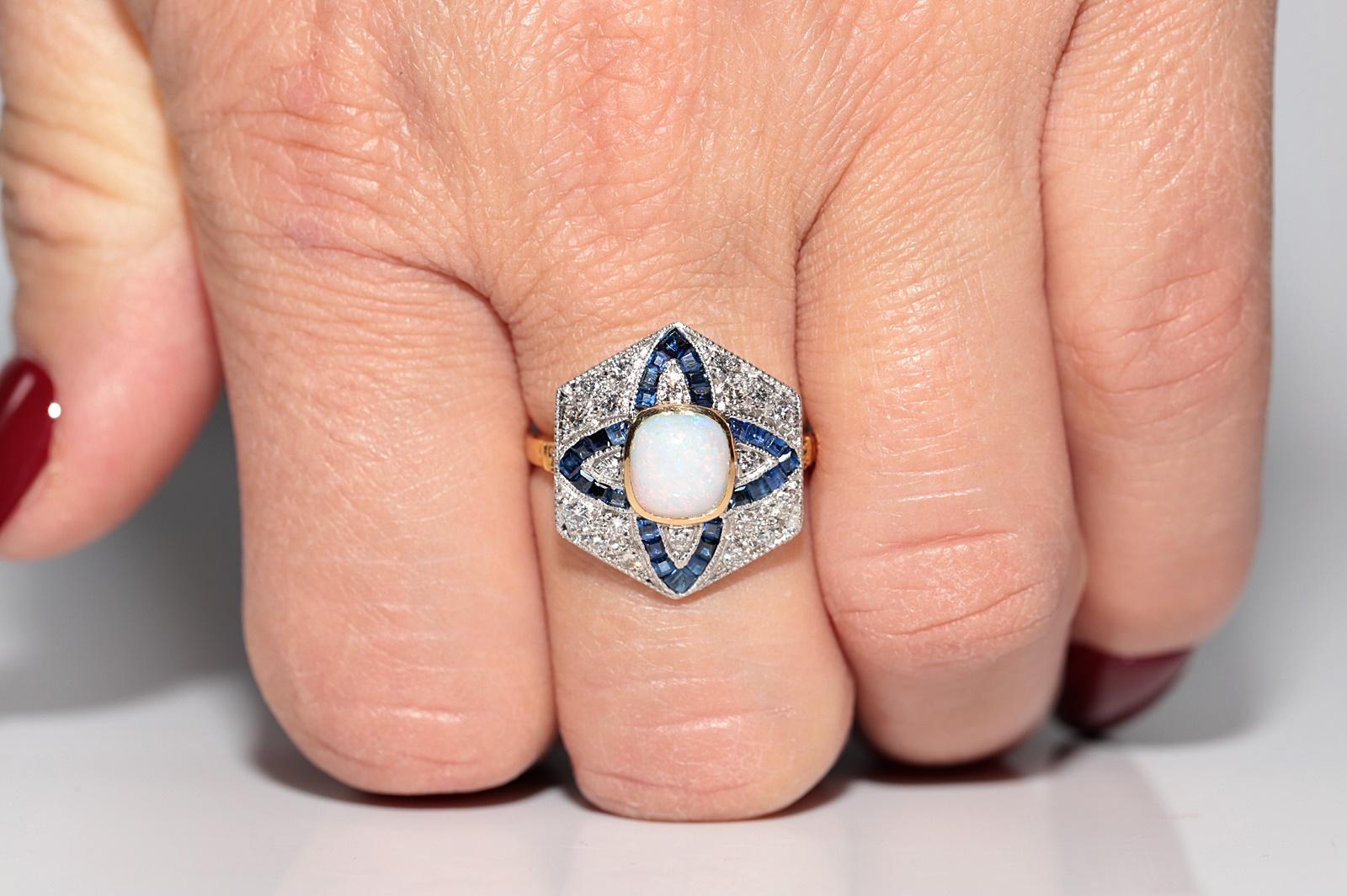 Anillo Vintage Artesanal de Oro de 18k Decorado con Diamantes Naturales y Zafiro Ópalo en venta 12
