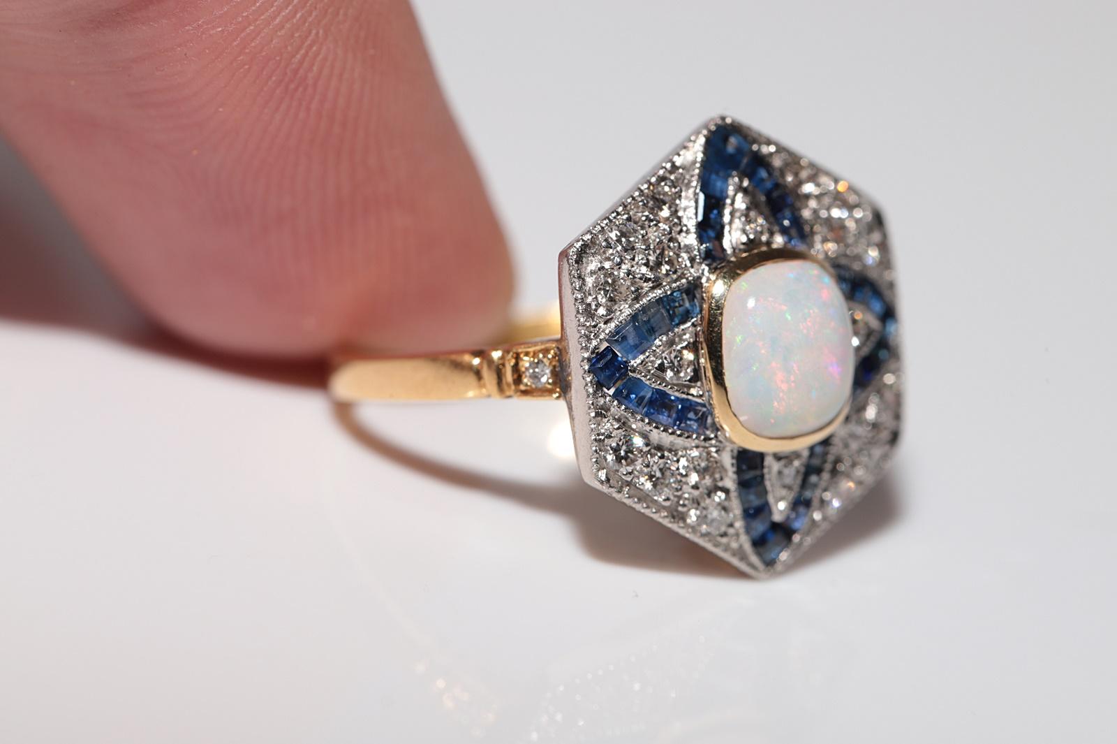 De las mujeres Anillo Vintage Artesanal de Oro de 18k Decorado con Diamantes Naturales y Zafiro Ópalo en venta