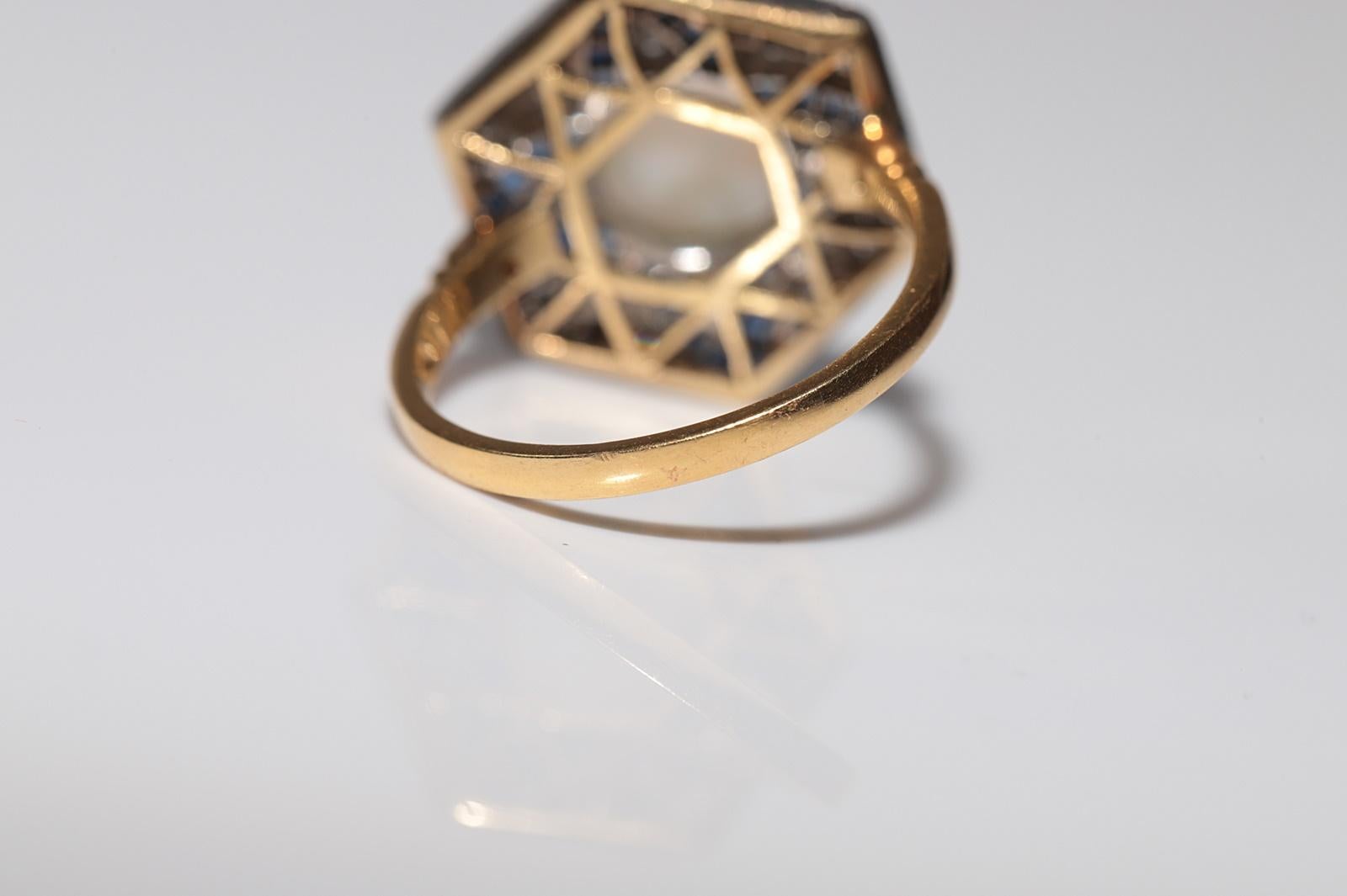 Anillo Vintage Artesanal de Oro de 18k Decorado con Diamantes Naturales y Zafiro Ópalo en venta 3