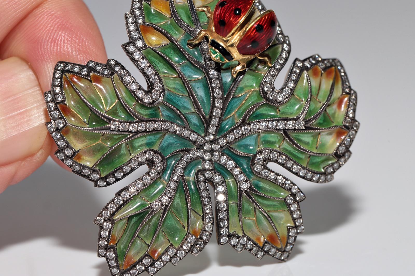 Vintage  Handcrafted 18k Gold Top Silver Natural Diamond And Enamel Leaf Brooch For Sale 11