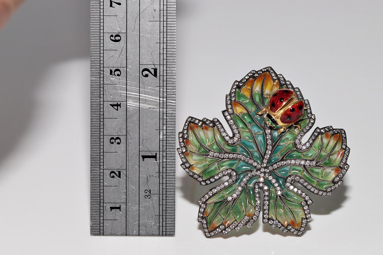 Retro Vintage  Handcrafted 18k Gold Top Silver Natural Diamond And Enamel Leaf Brooch For Sale
