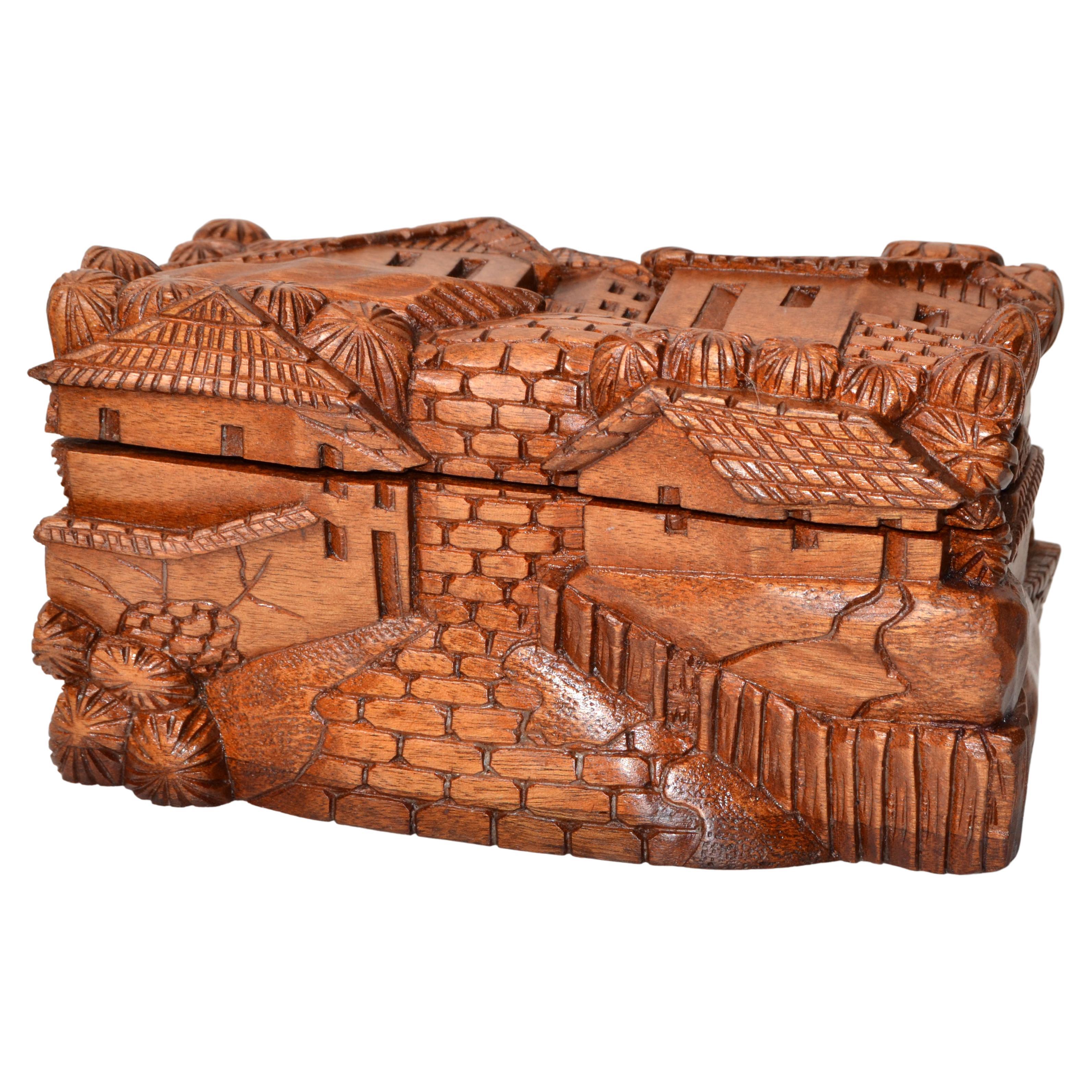 Caja de Madera Tallada y Artesanal Vintage Motivo Casa, Caja de Baratijas, Caja de Recuerdos