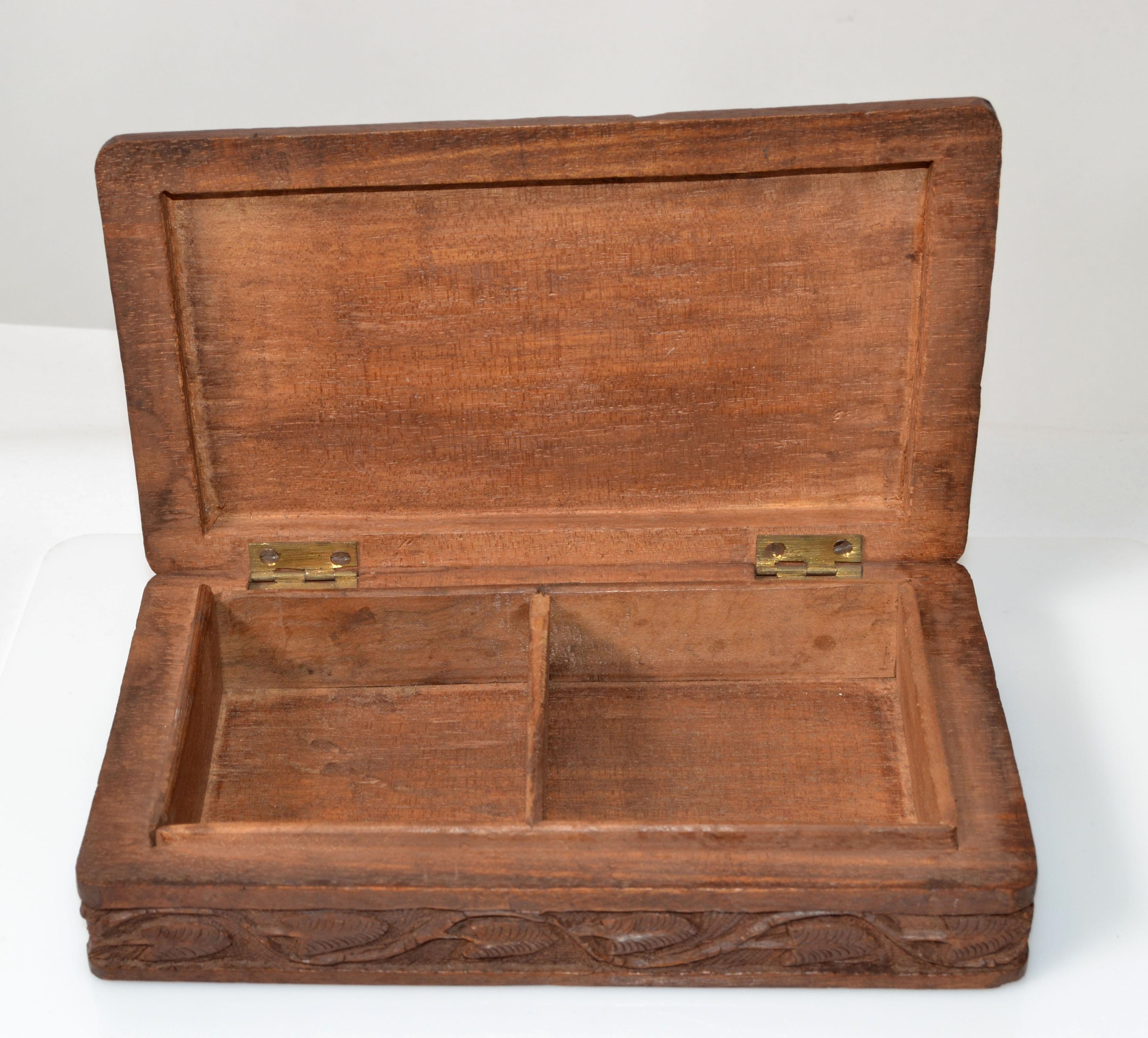 Vintage Handcrafted and Carved Wood Box Leaf Motif, Jewelry Box, Keepsake Box For Sale 1