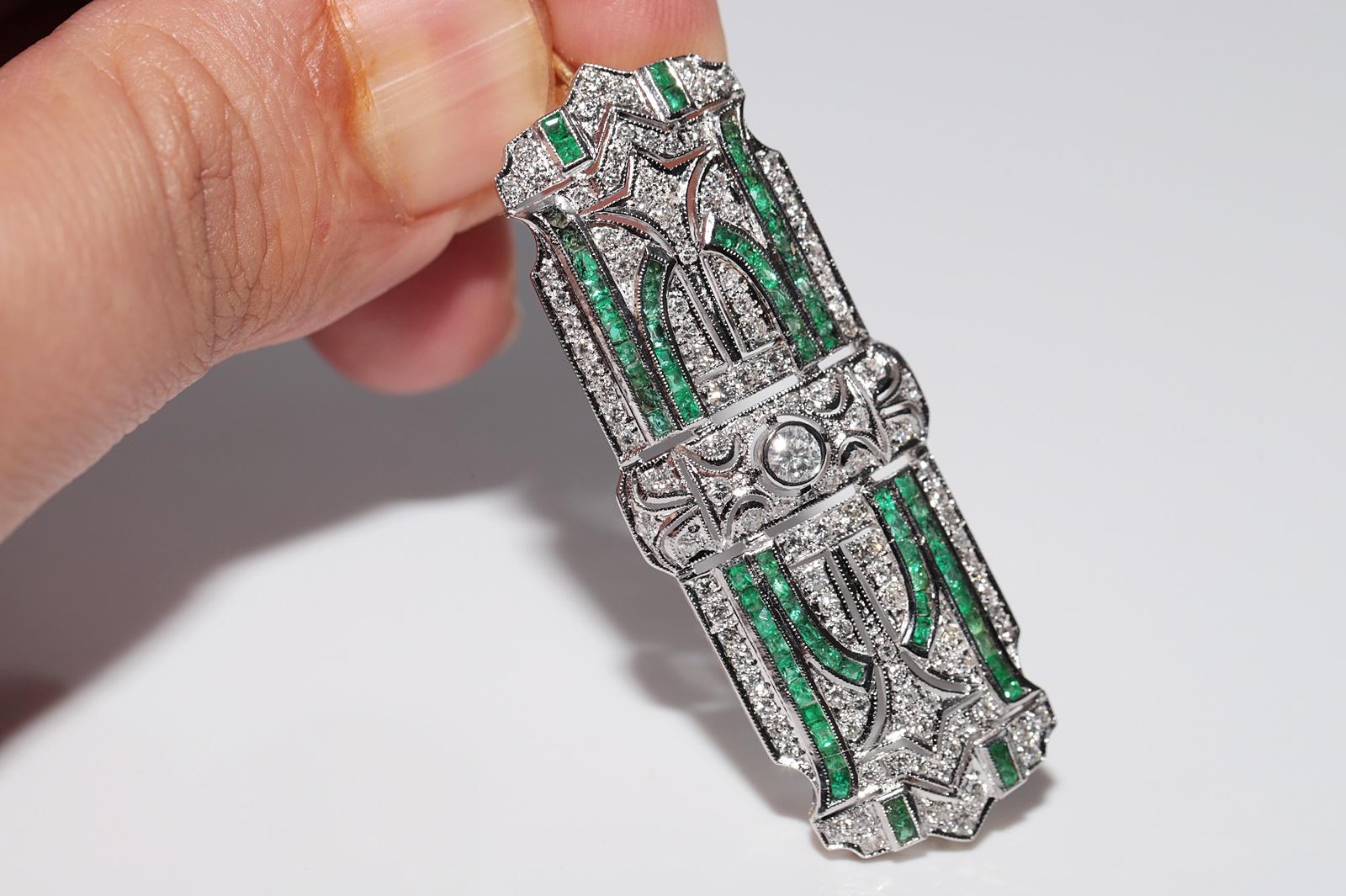Vintage Handcrafted Art Deco Platinum And 18k Gold And Diamond Emerald Brooch For Sale 4