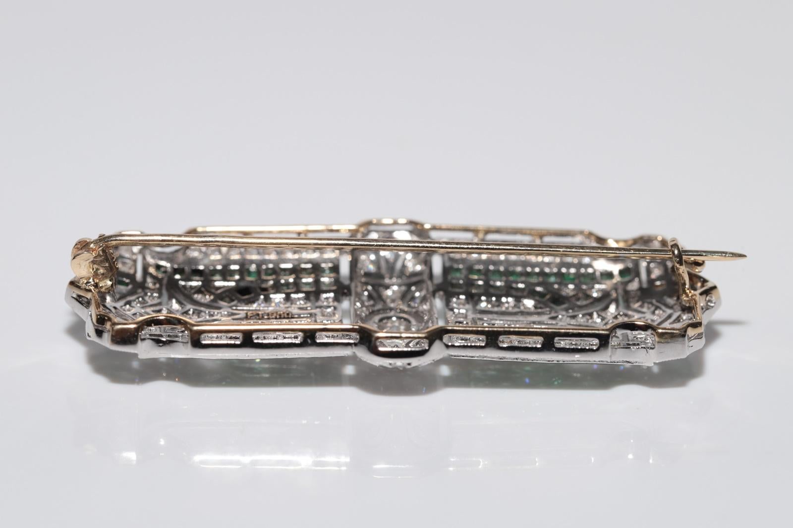 Vintage Handcrafted Art Deco Platinum And 18k Gold And Diamond Emerald Brooch For Sale 6