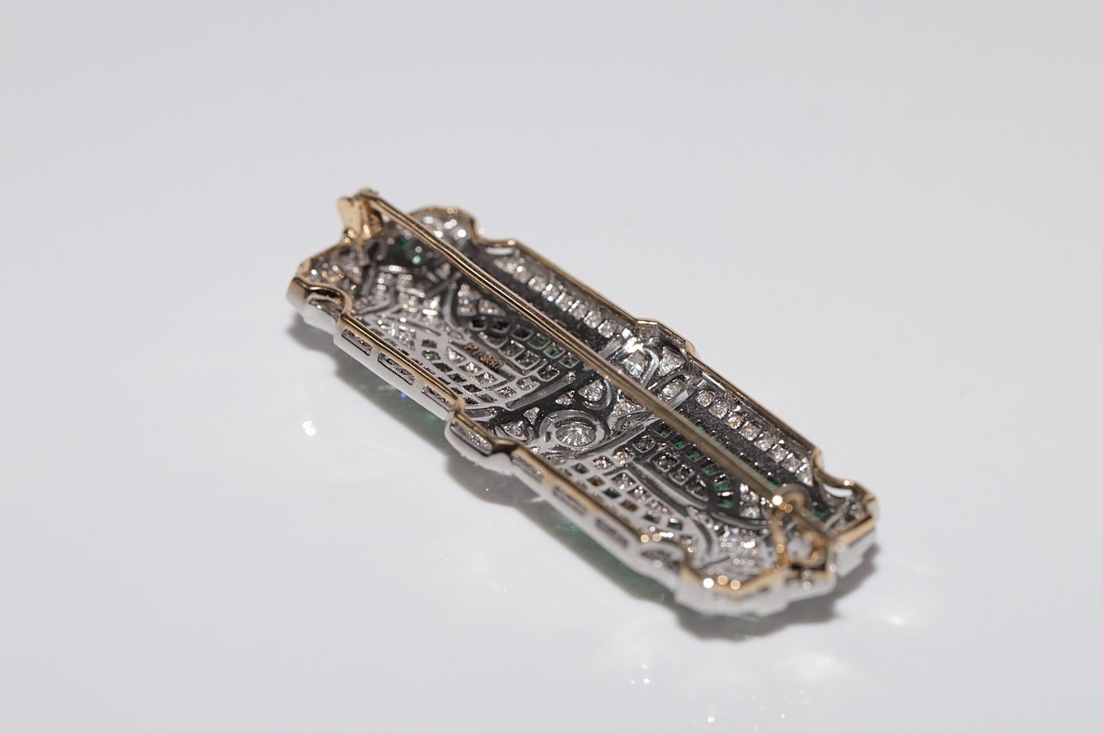 Vintage Handcrafted Art Deco Platinum And 18k Gold And Diamond Emerald Brooch For Sale 7