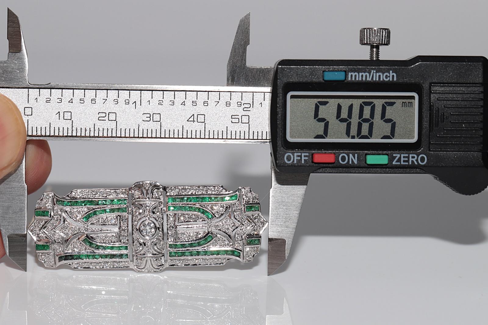 Vintage Handcrafted Art Deco Platinum And 18k Gold And Diamond Emerald Brooch For Sale 3