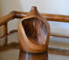 Vase vintage sculptural en bois d'if tourné:: fabriqué à la main par Cockhill Crafts:: Angleterre:: 1960