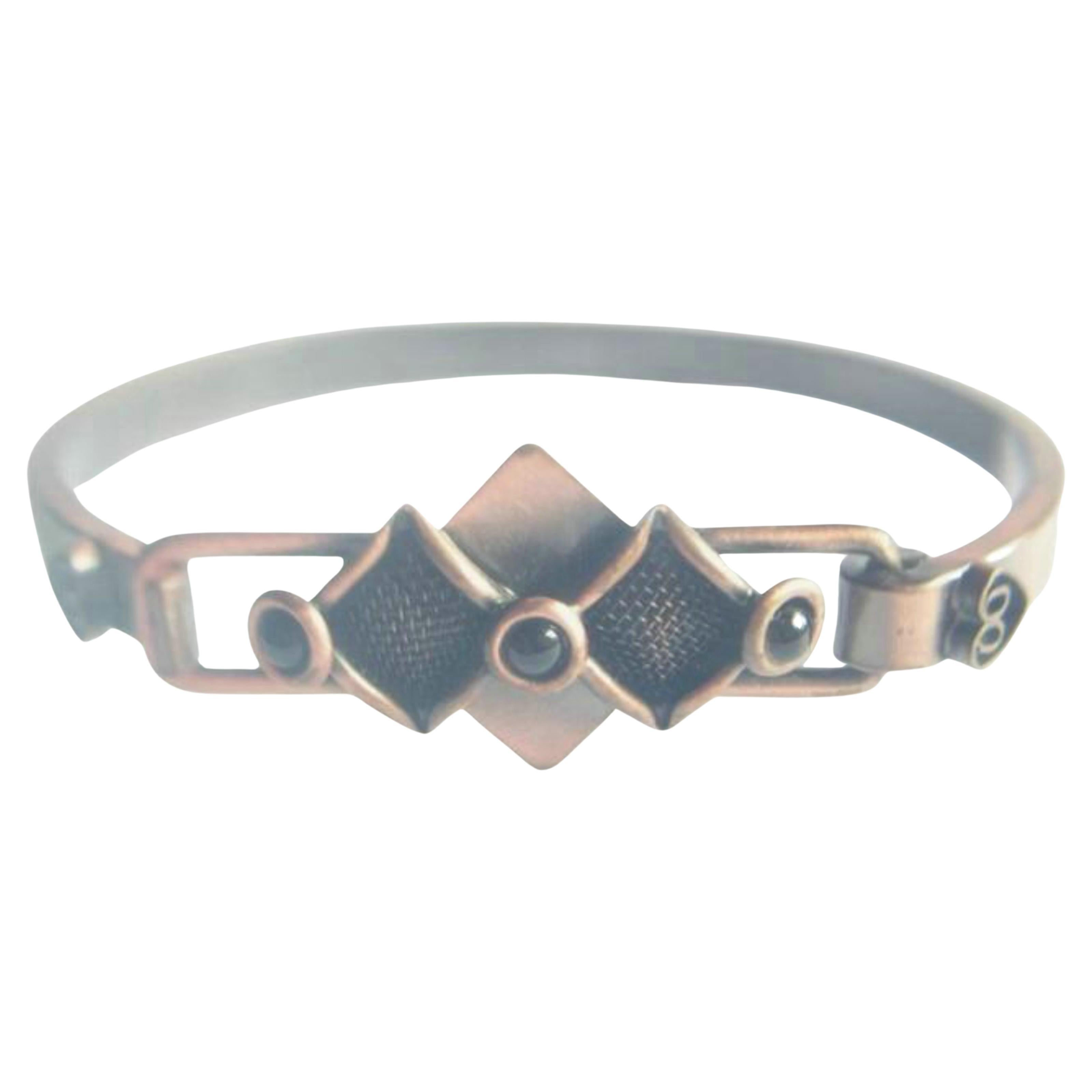 Pulsera vintage artesanal de cobre con cabujones de imitación de granate - Años 80 en venta