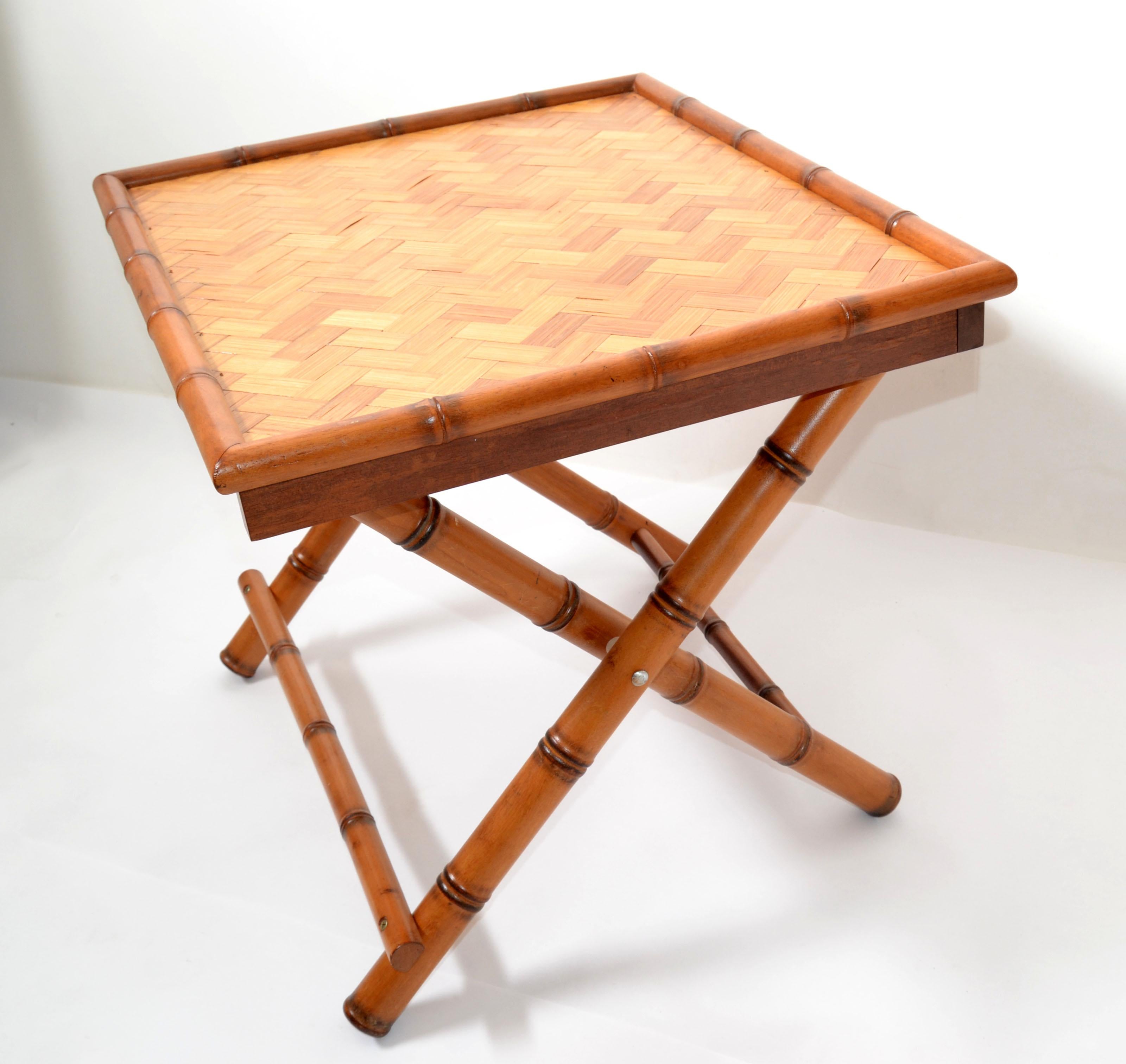 Vintage Handcrafted Rectangle Bamboo Serving Folding Table, Center Table X-Base (Handgefertigt) im Angebot