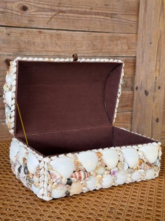 Vintage Handcrafted Shell-Covered Coastal Keepsake Box
