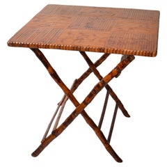 Table de jeu pliante vintage carrée en bambou tigré, fabriquée à la main, avec base en X