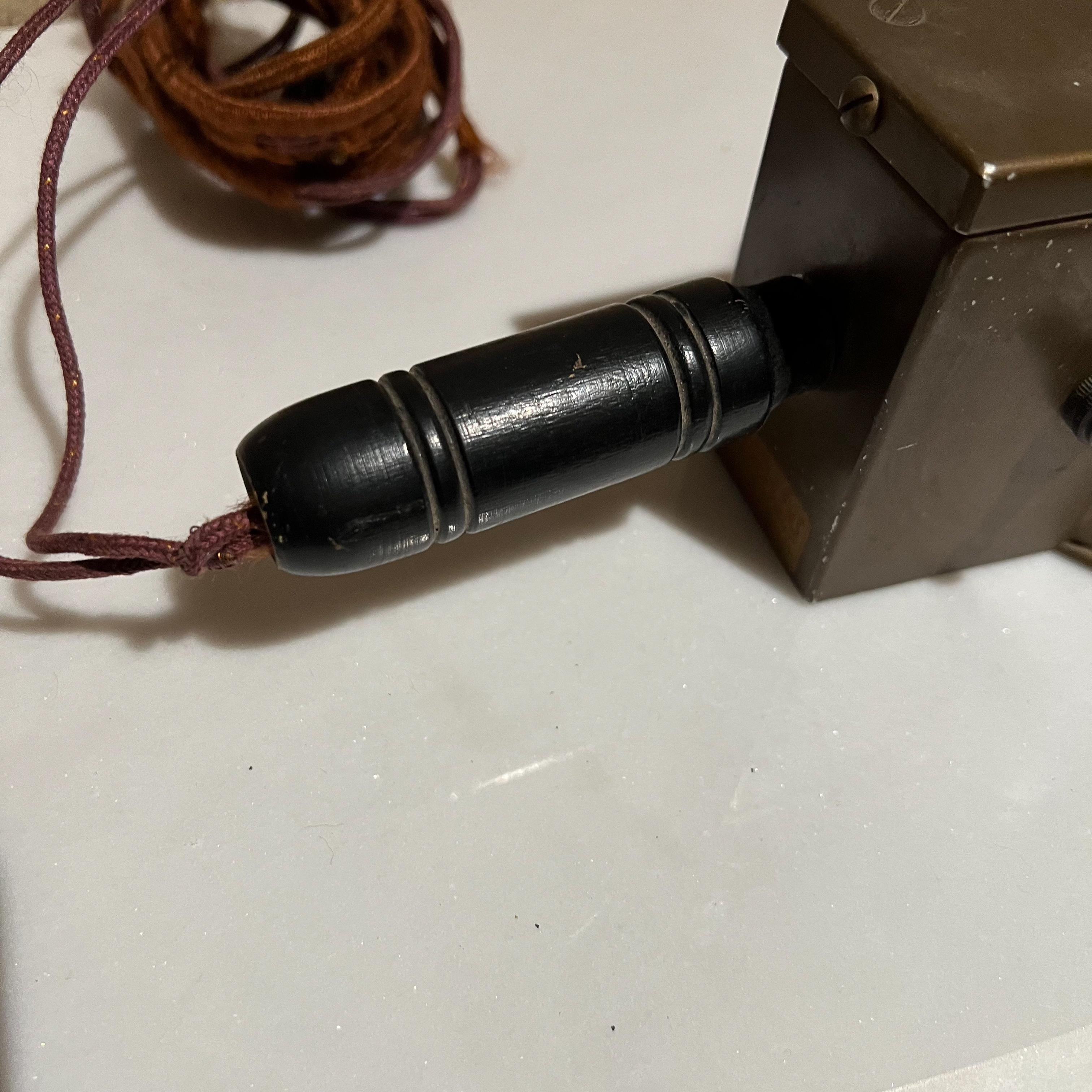Vintage Industrial Handheld Magnifying Glass Lamp Plug in Corded 3