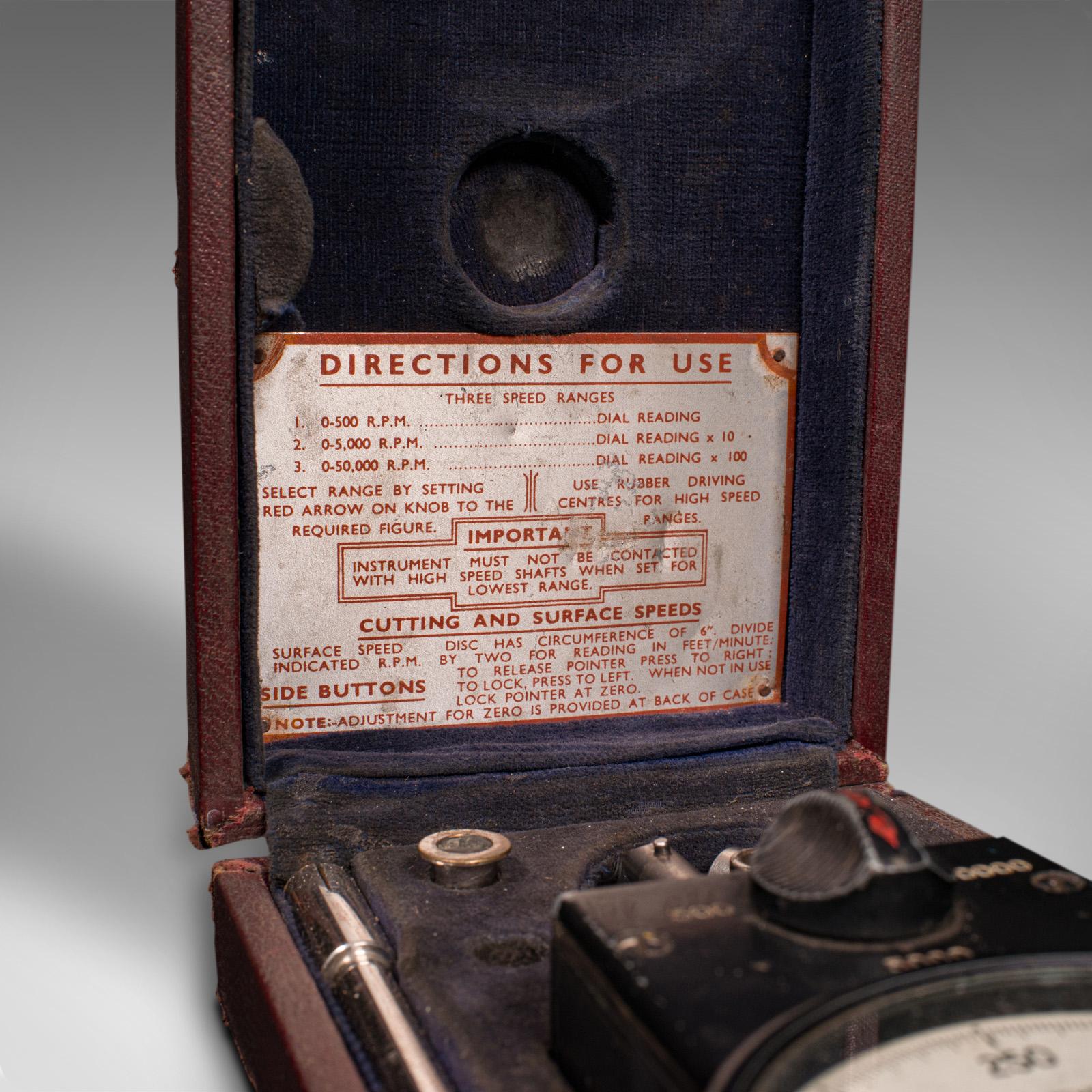 20th Century Vintage Handheld Tachometer, English Tool Speed Gauge, Smiths Instruments, Decor For Sale
