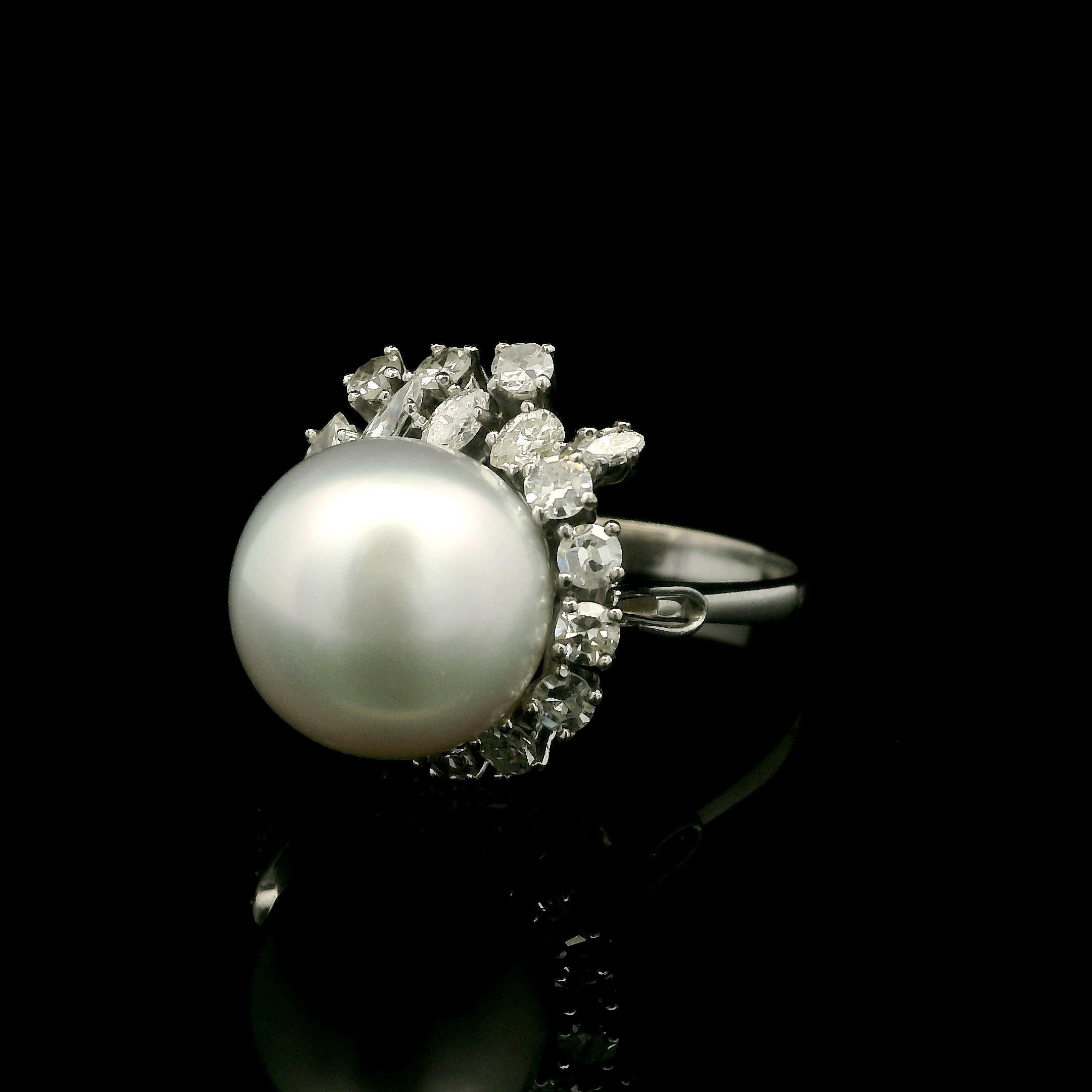 Vintage Handmade 10k Weißgold Barock Perle & Diamant Cluster Cocktail Ring im Angebot 1