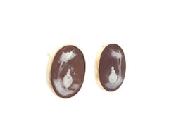 Pendientes vintage de concha camafeo tallada en oro de 14k Niña en jardín retrato