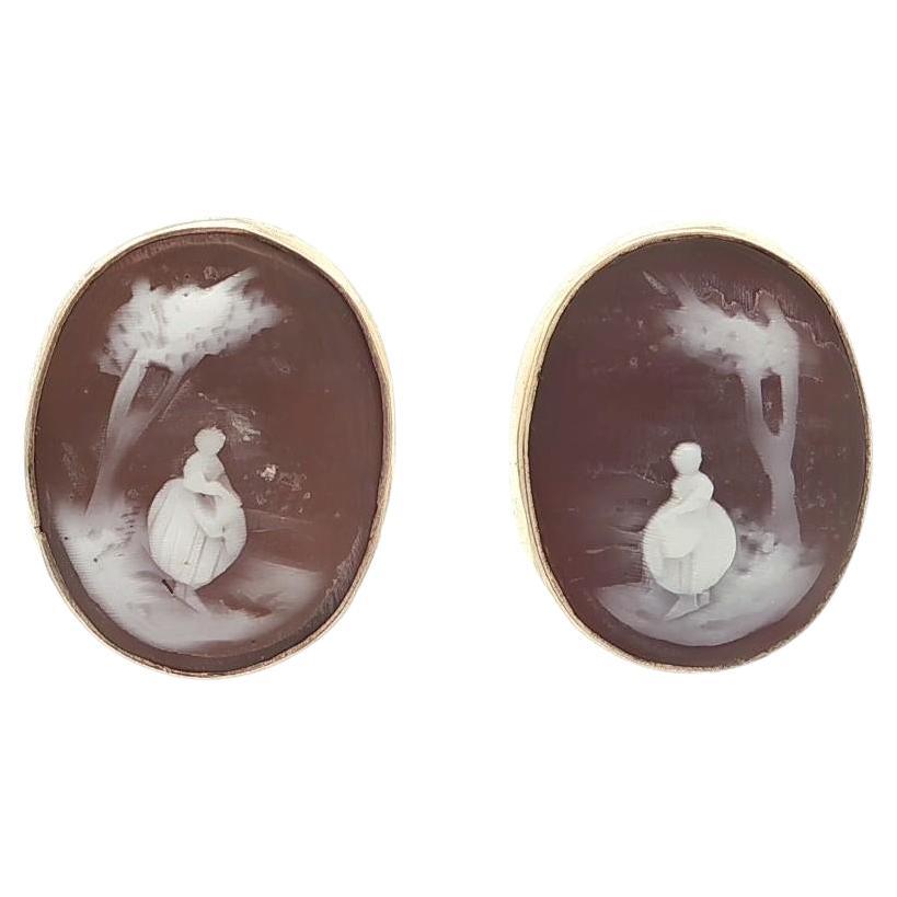 Orecchini vintage fatti a mano in oro 14k con conchiglia cammeo intagliata Ragazza in giardino