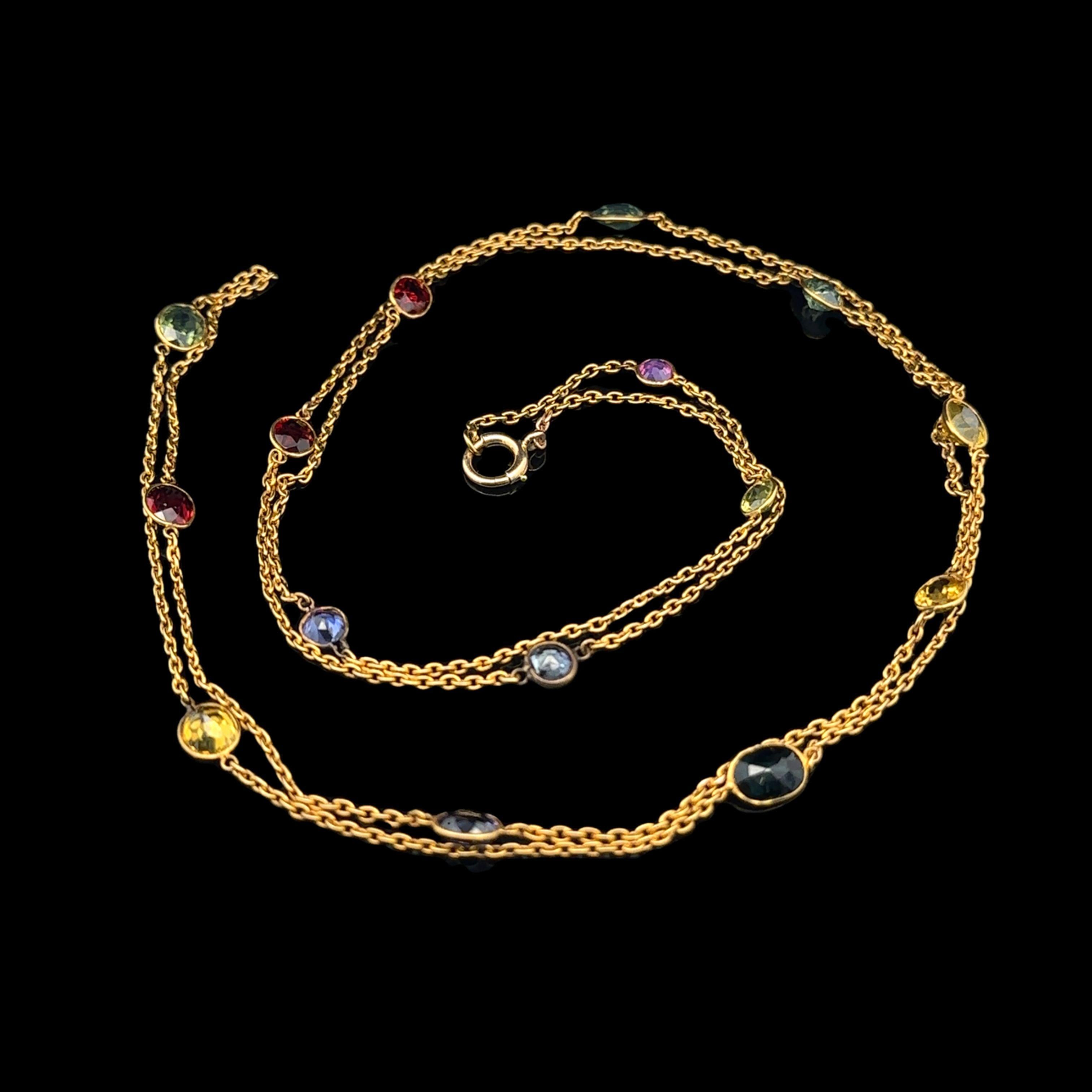 Taille ovale Vintage Handmade 14k Gold Multi Gemstones & Sapphire Station 38